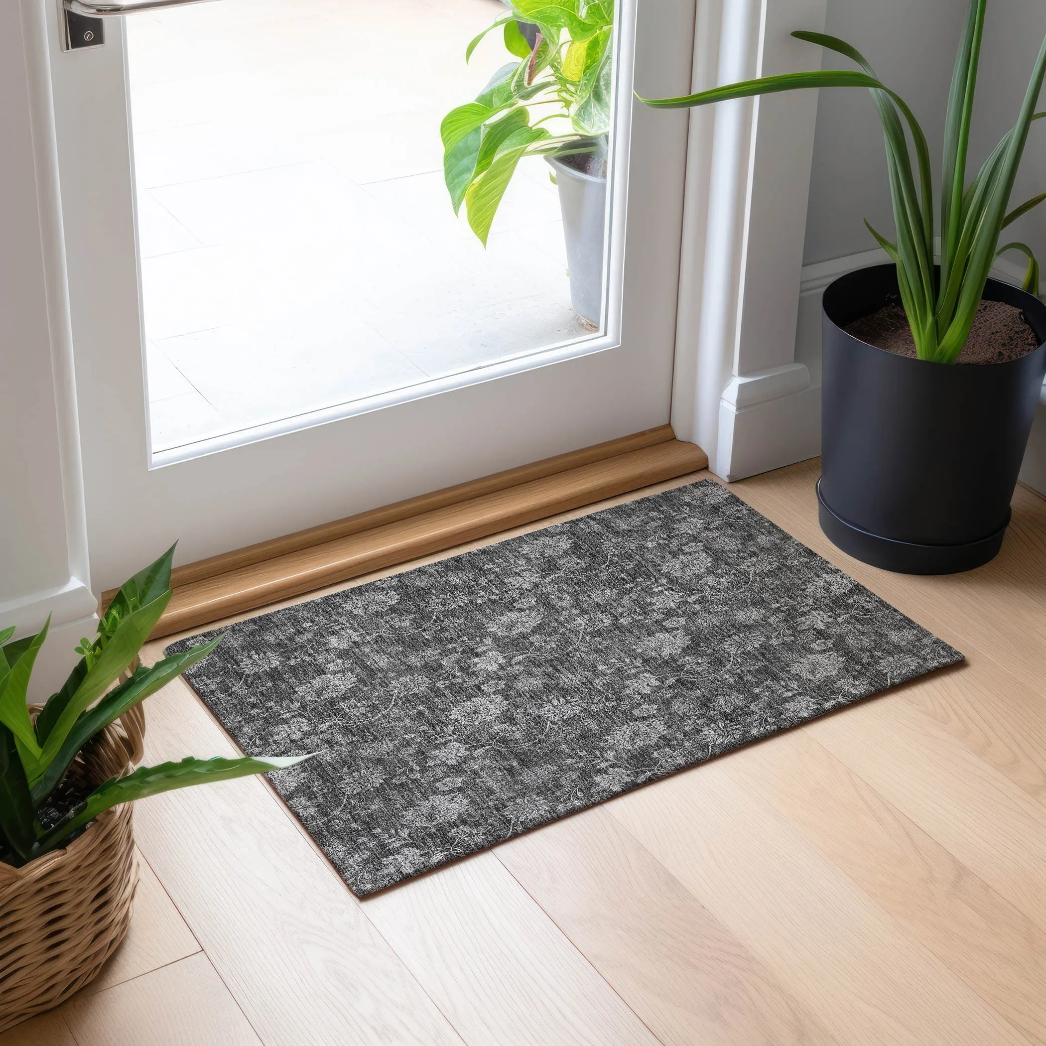 Machine Washable Indoor/ Outdoor Chantille Floral Farmhouse Rug