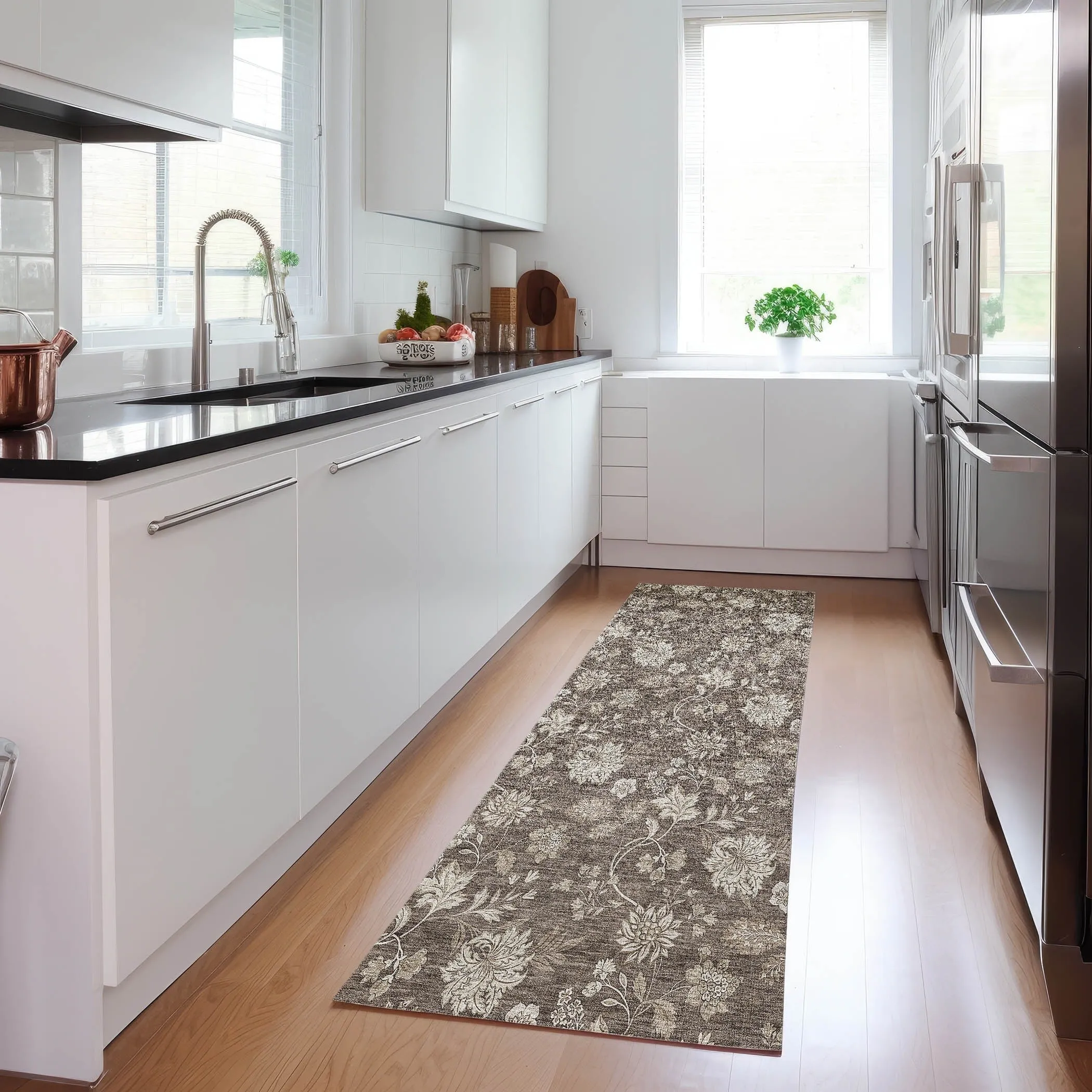 Machine Washable Indoor/ Outdoor Chantille Floral Farmhouse Rug