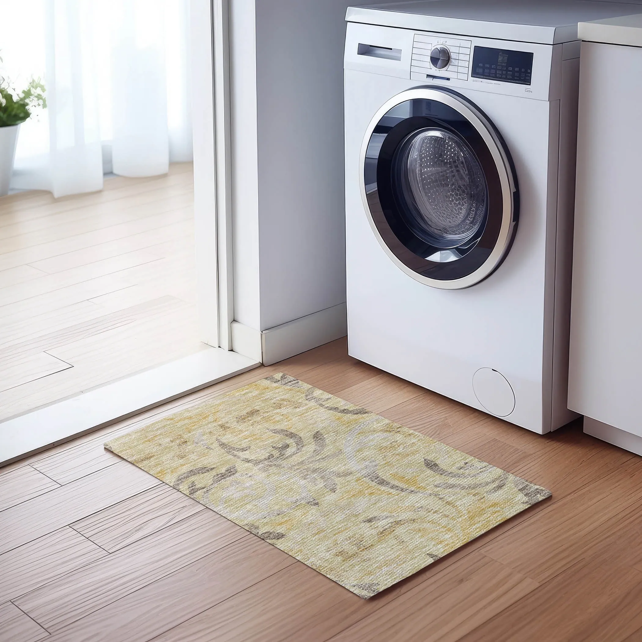 Machine Washable Indoor/ Outdoor Chantille Floral Scroll Rug