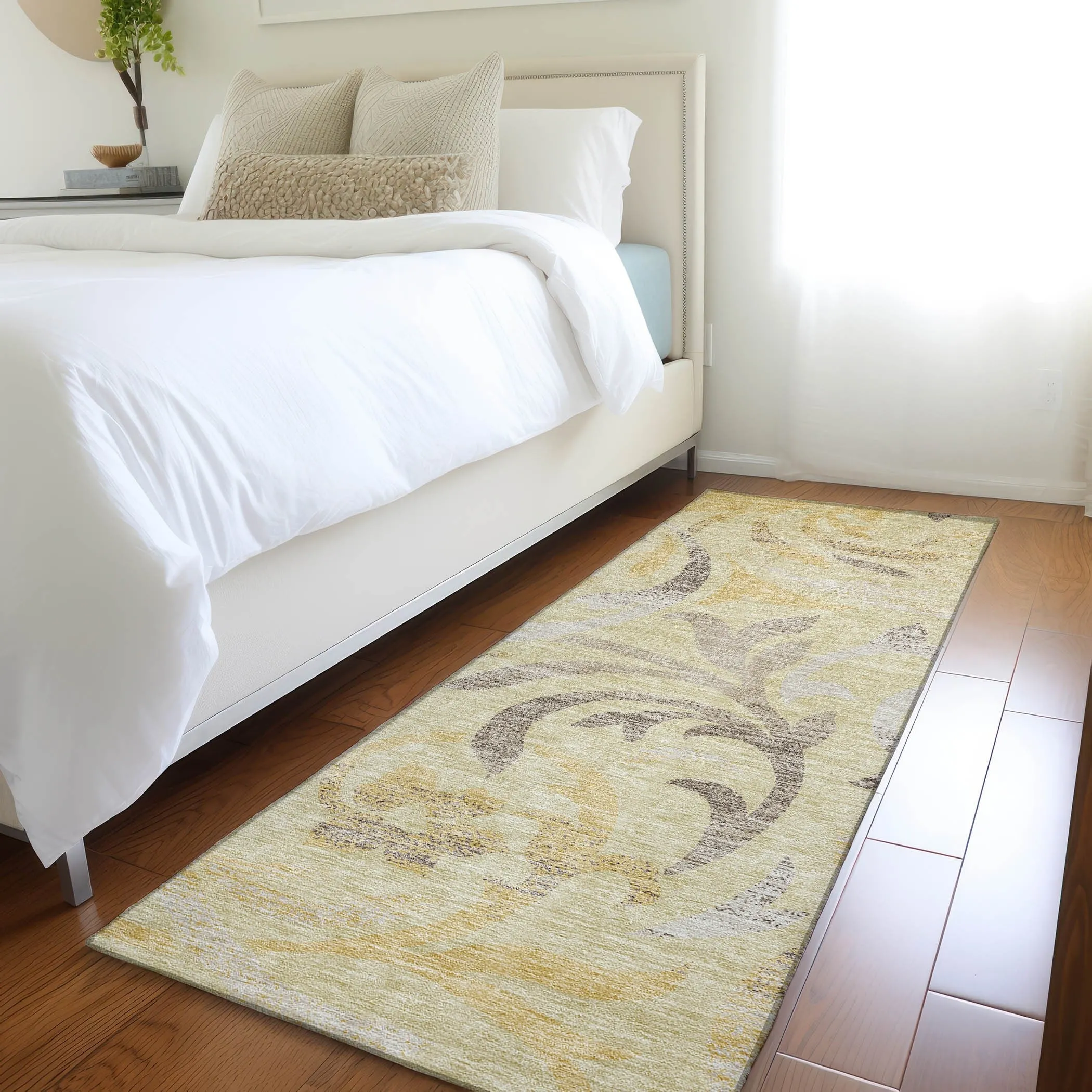 Machine Washable Indoor/ Outdoor Chantille Floral Scroll Rug