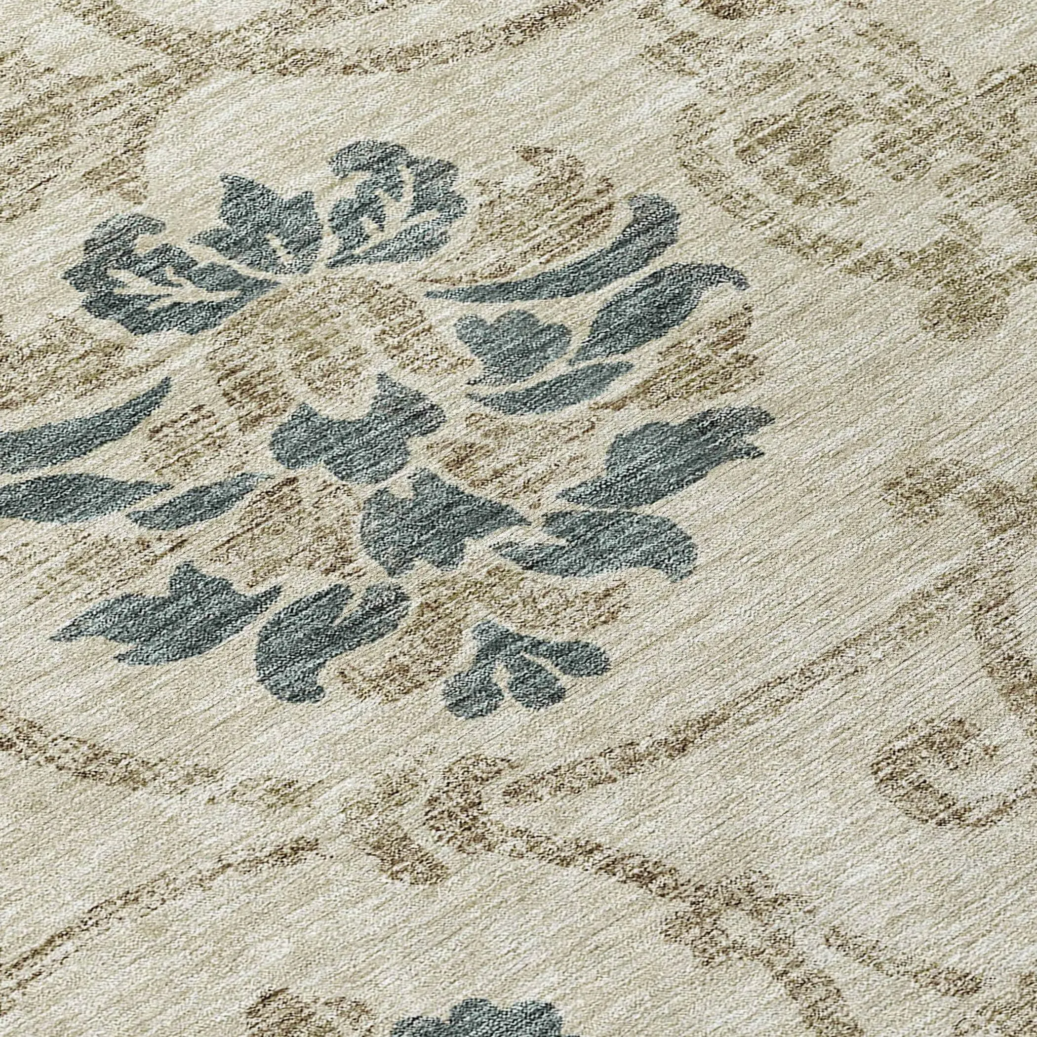 Machine Washable Indoor/ Outdoor Chantille Floral Scroll Rug