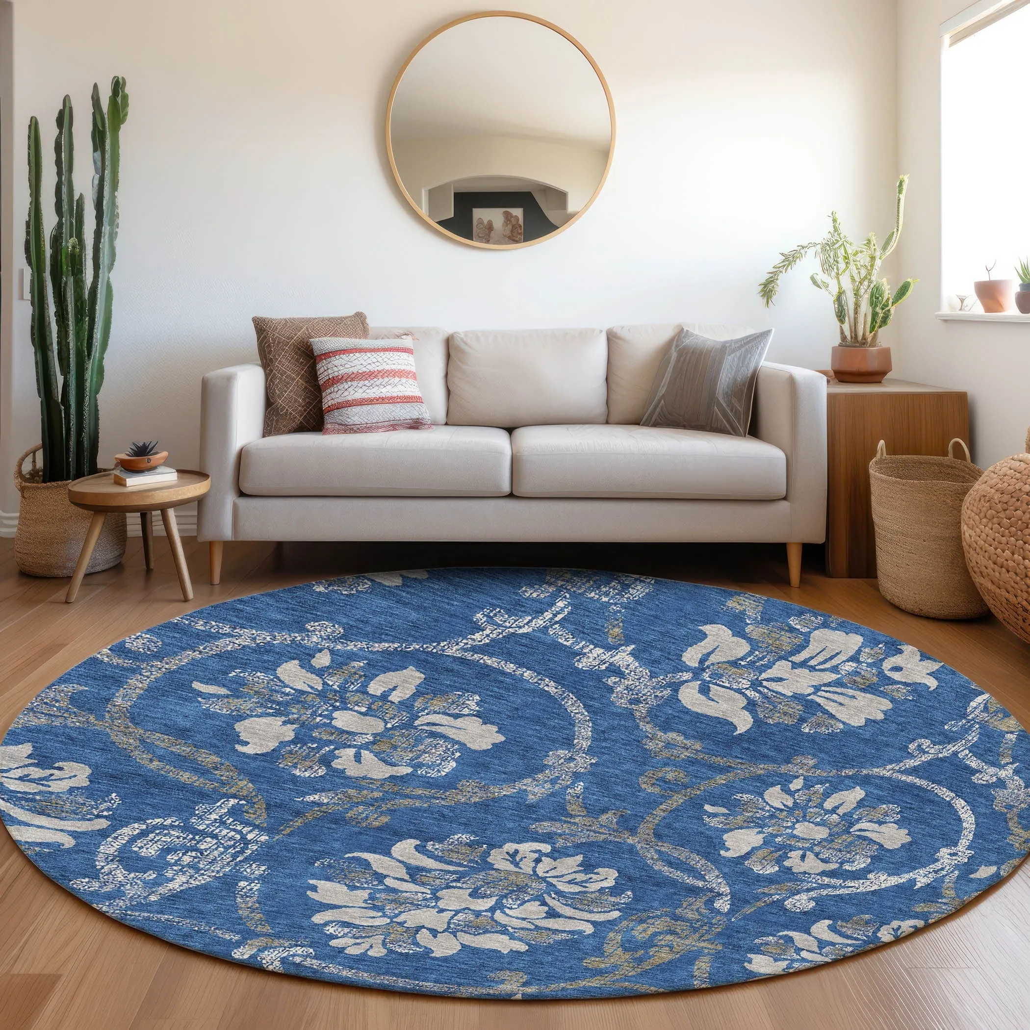 Machine Washable Indoor/ Outdoor Chantille Floral Scroll Rug