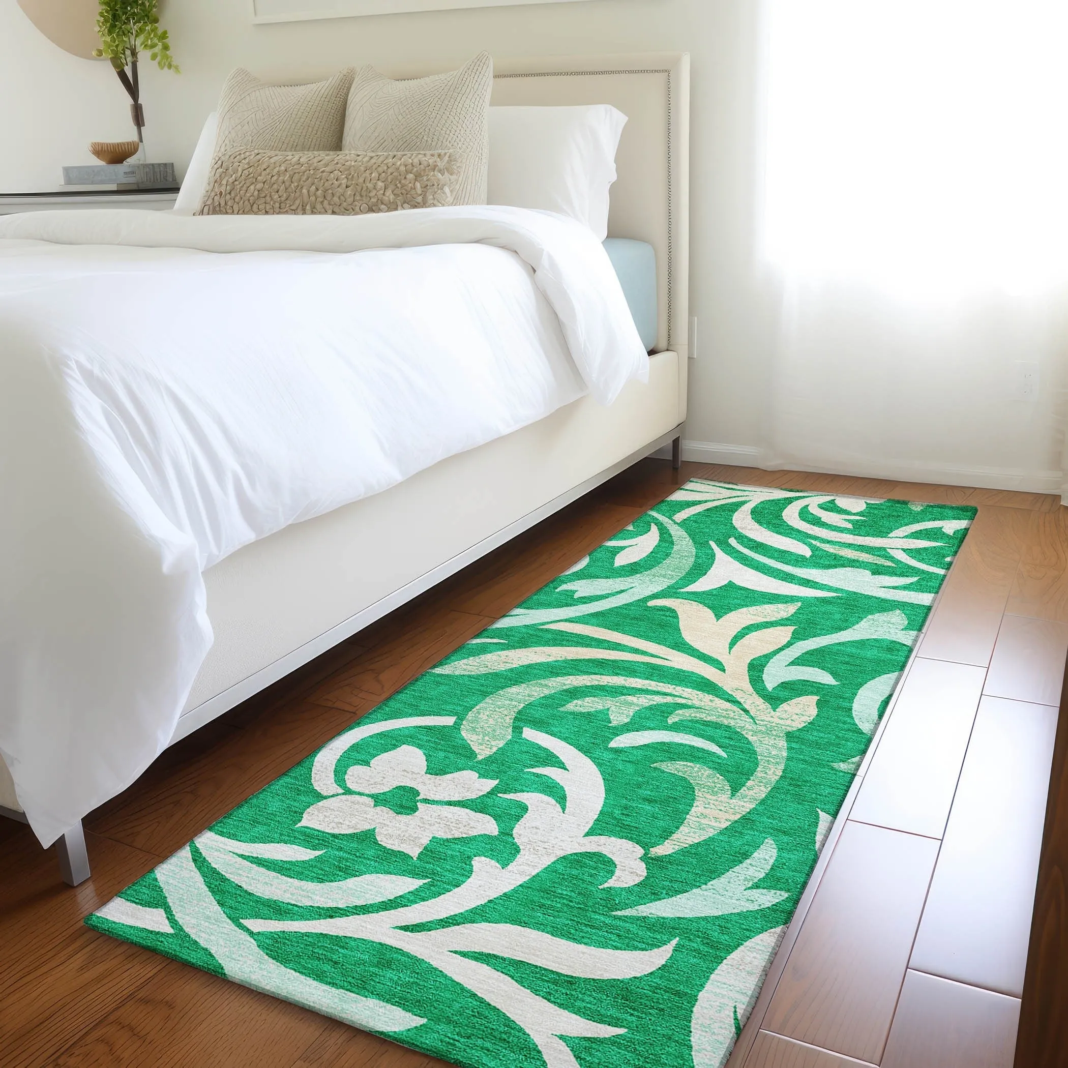 Machine Washable Indoor/ Outdoor Chantille Floral Scroll Rug