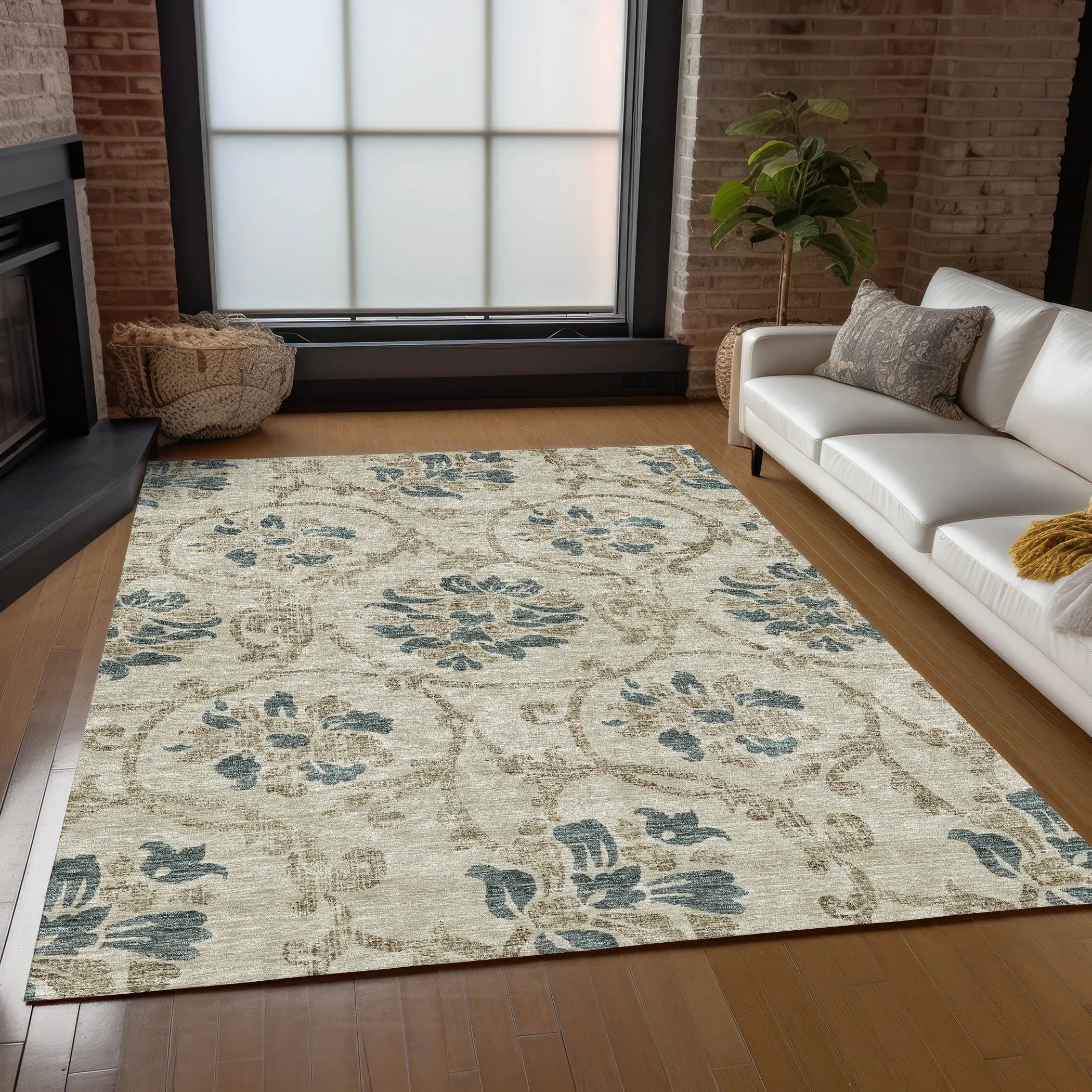 Machine Washable Indoor/ Outdoor Chantille Floral Scroll Rug