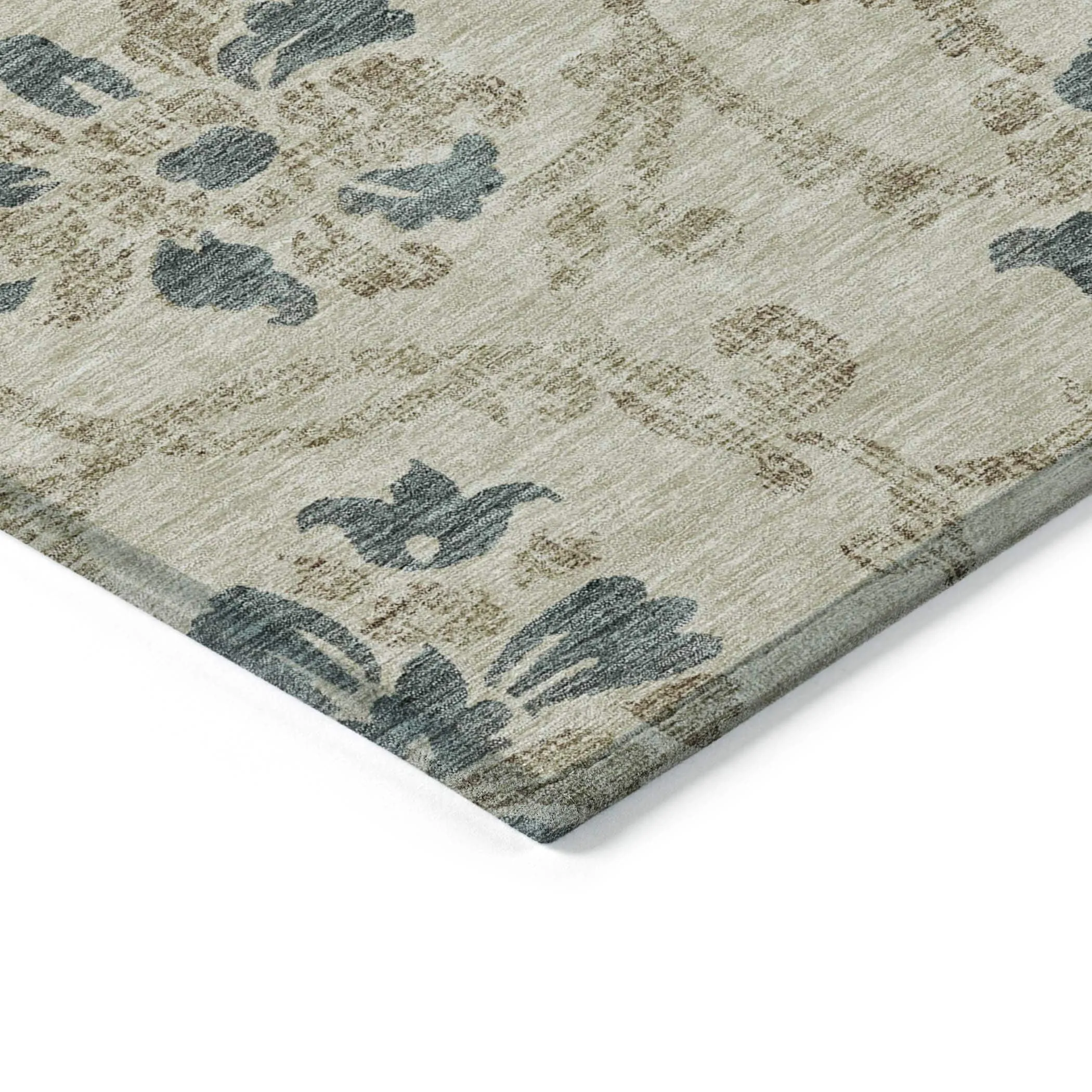 Machine Washable Indoor/ Outdoor Chantille Floral Scroll Rug