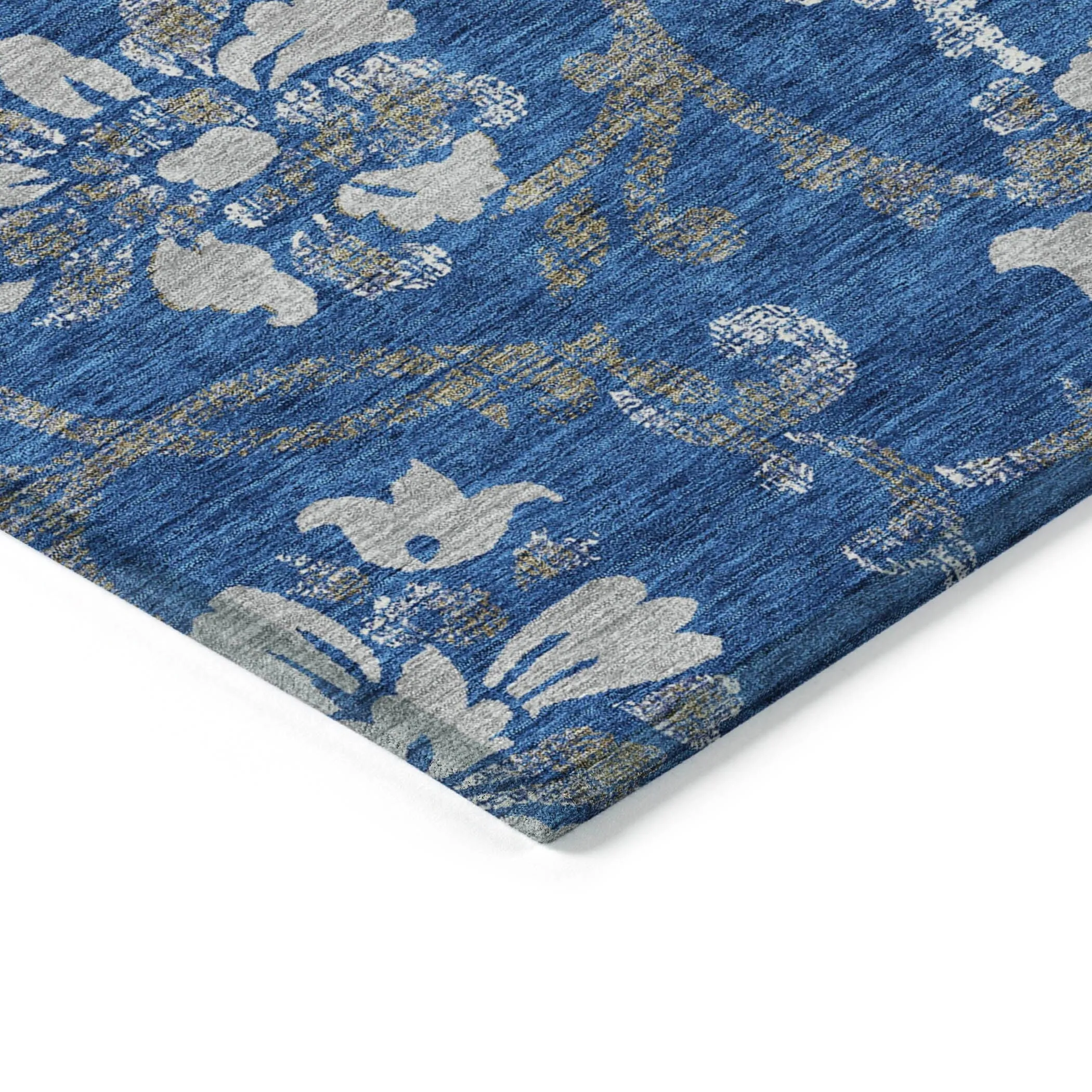 Machine Washable Indoor/ Outdoor Chantille Floral Scroll Rug