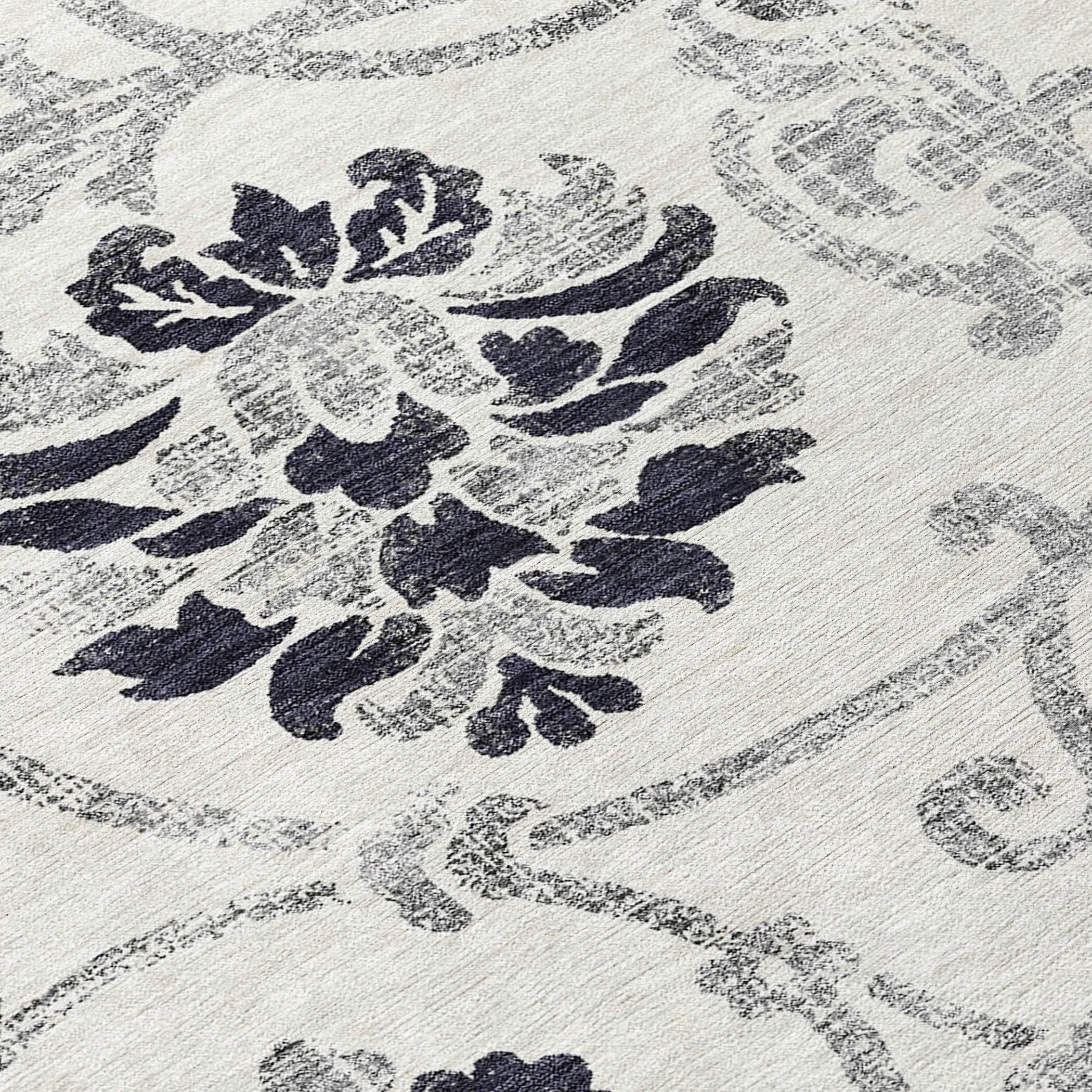 Machine Washable Indoor/ Outdoor Chantille Floral Scroll Rug
