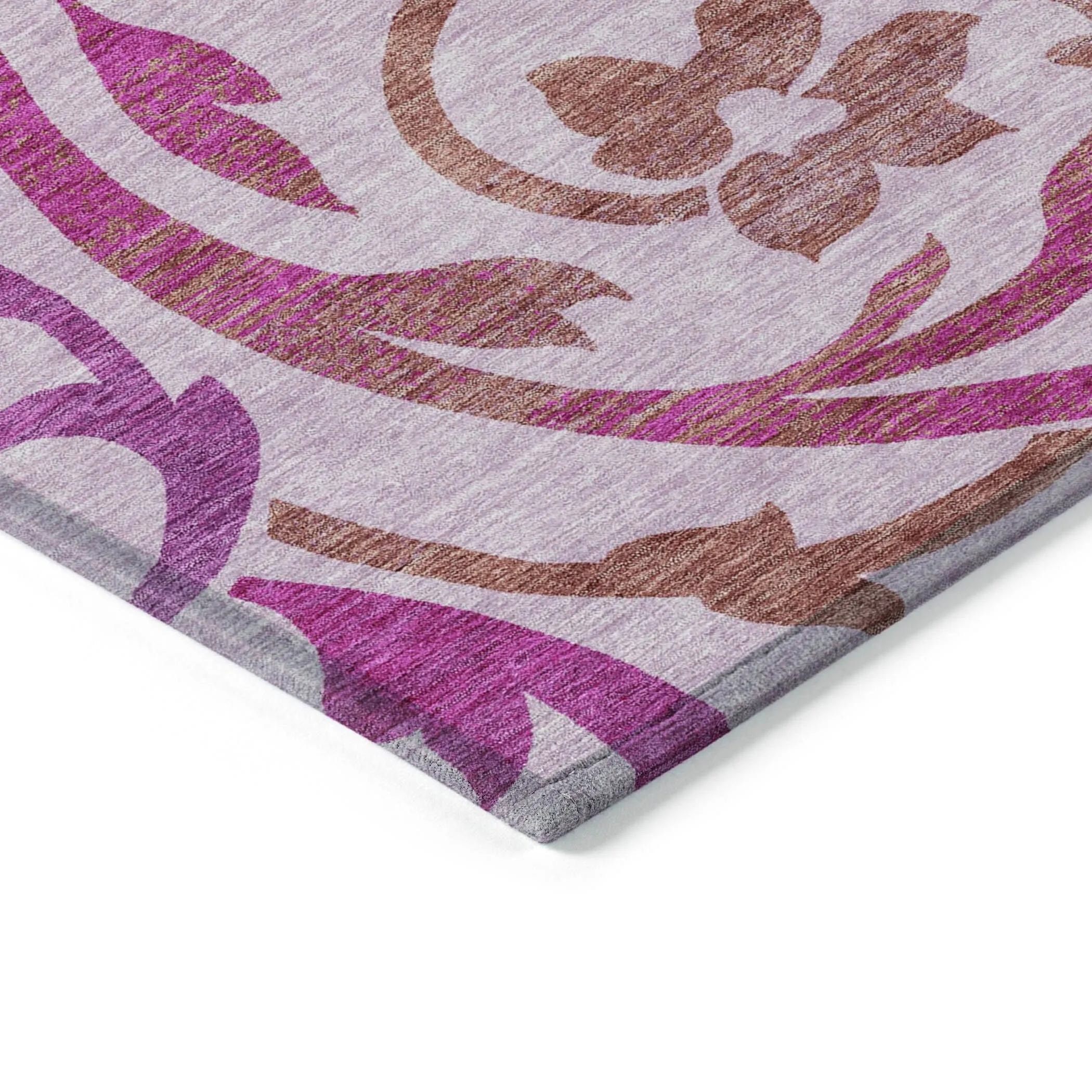 Machine Washable Indoor/ Outdoor Chantille Floral Scroll Rug