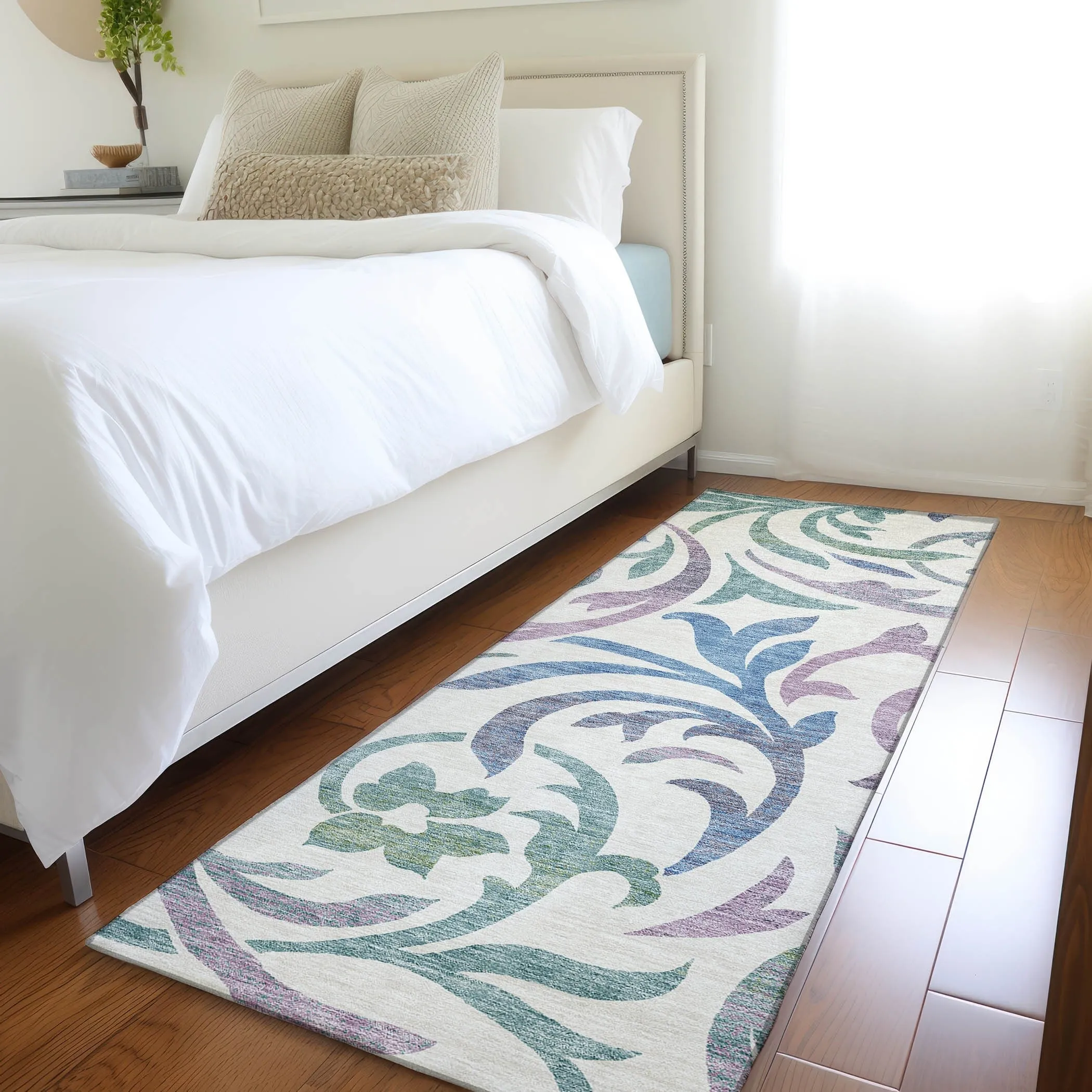Machine Washable Indoor/ Outdoor Chantille Floral Scroll Rug