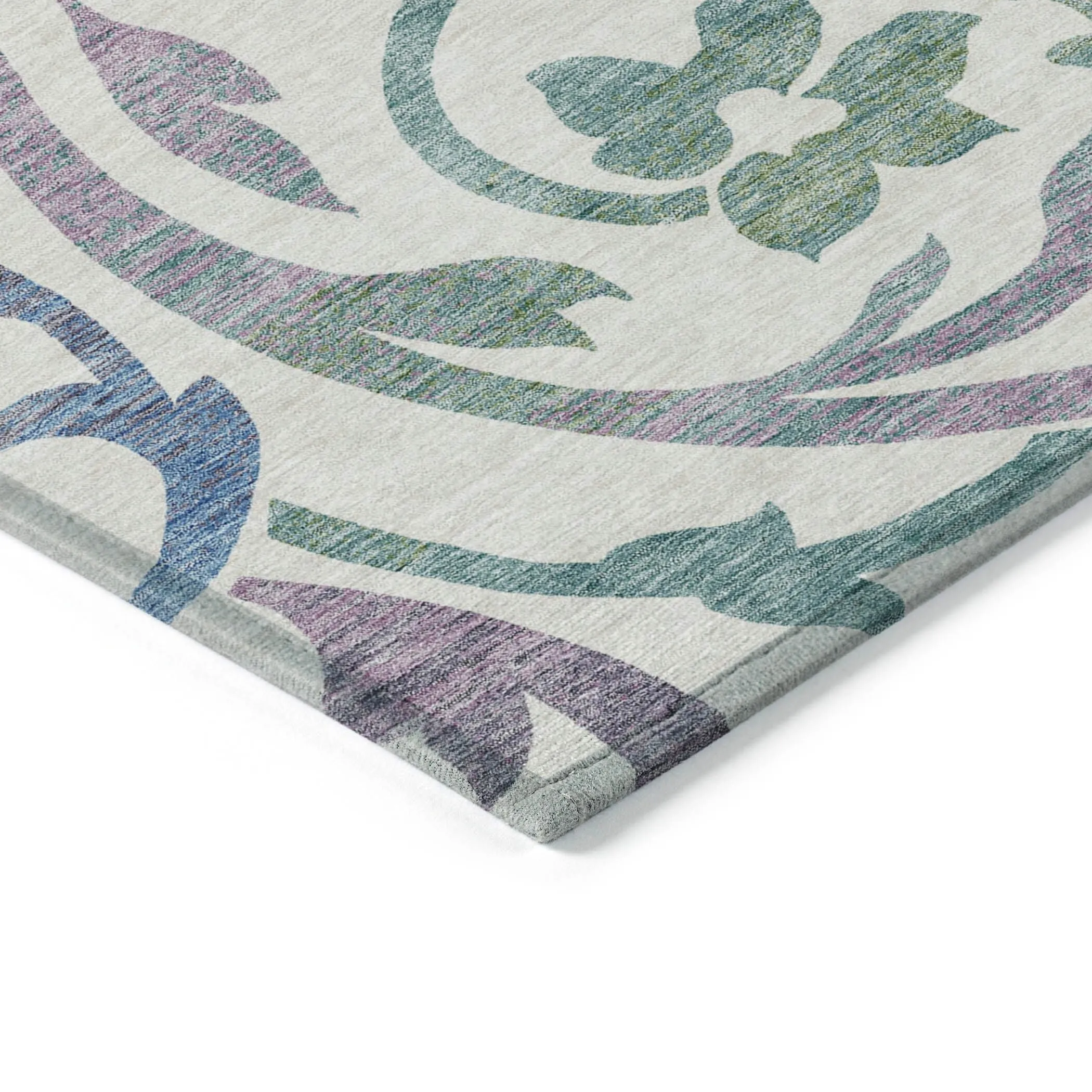 Machine Washable Indoor/ Outdoor Chantille Floral Scroll Rug