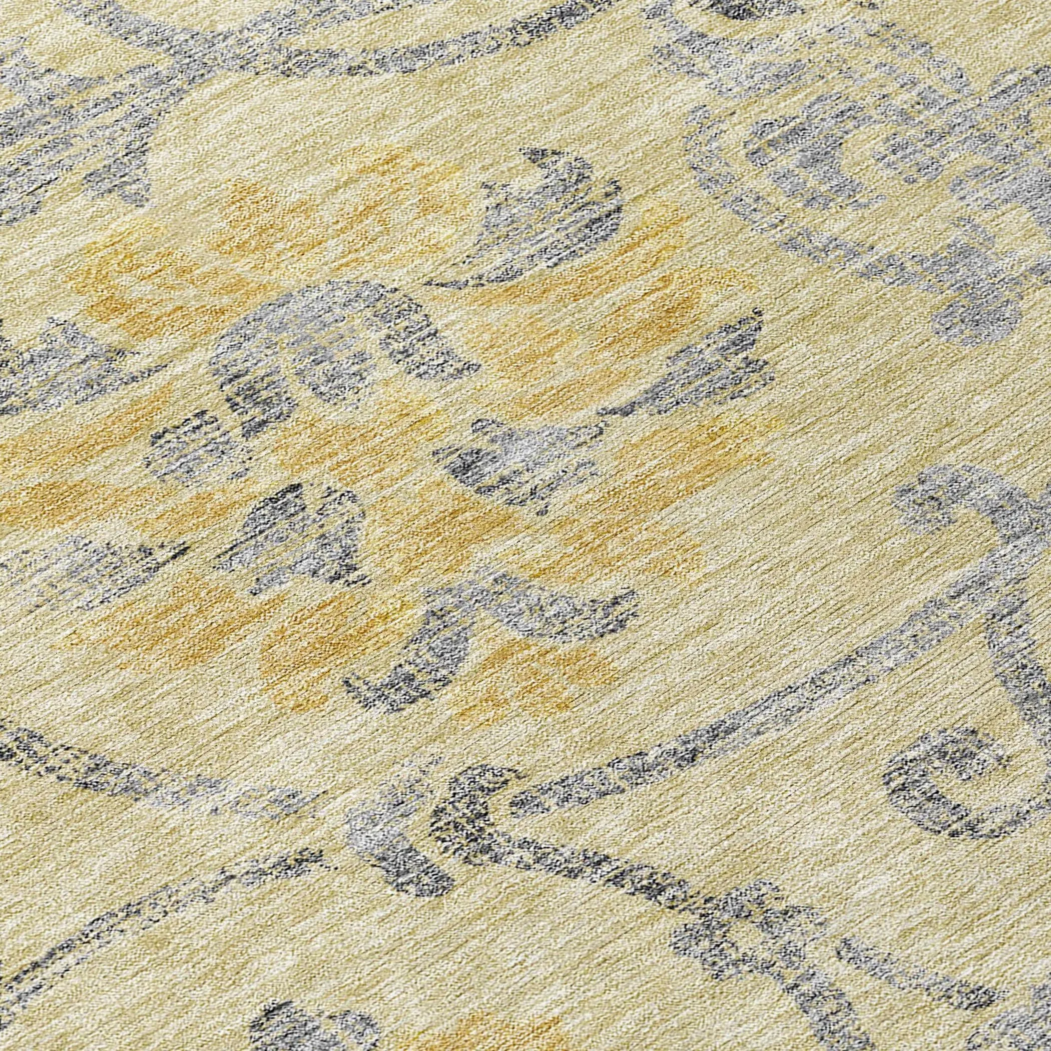 Machine Washable Indoor/ Outdoor Chantille Floral Scroll Rug
