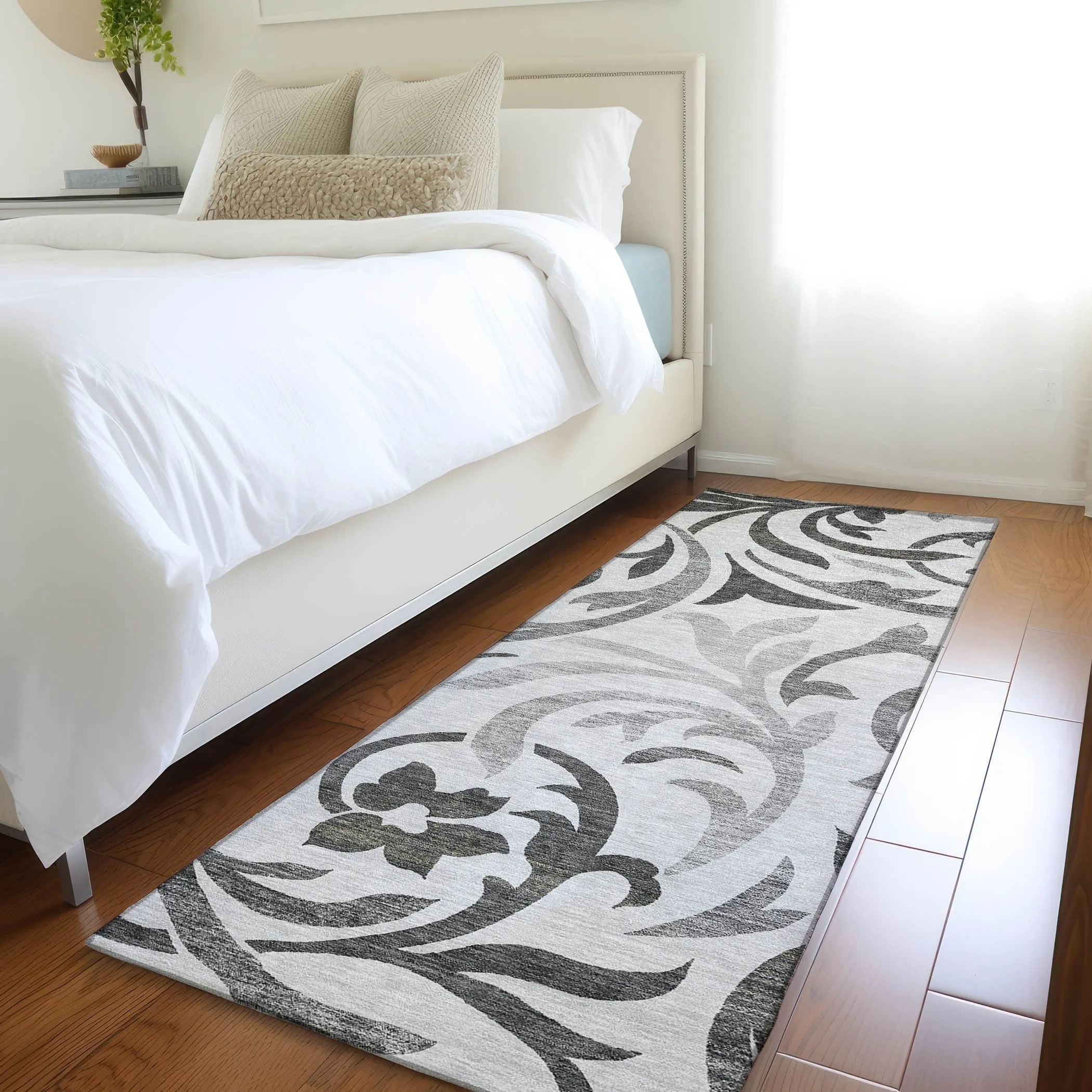 Machine Washable Indoor/ Outdoor Chantille Floral Scroll Rug