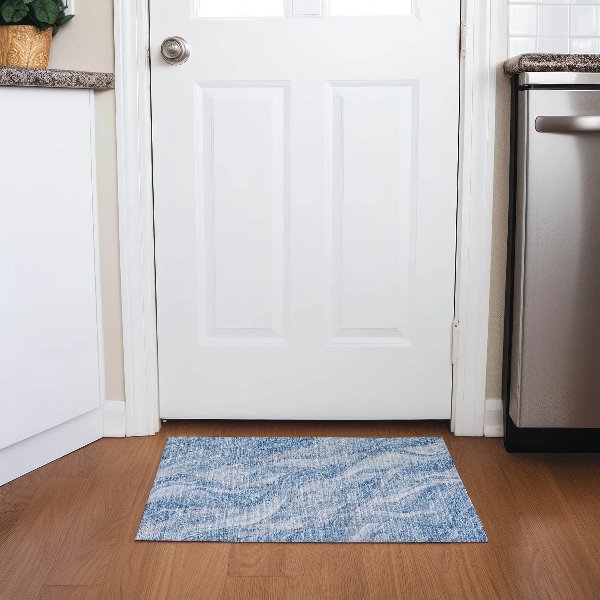 Machine Washable Indoor/ Outdoor Chantille Moden Waves Rug