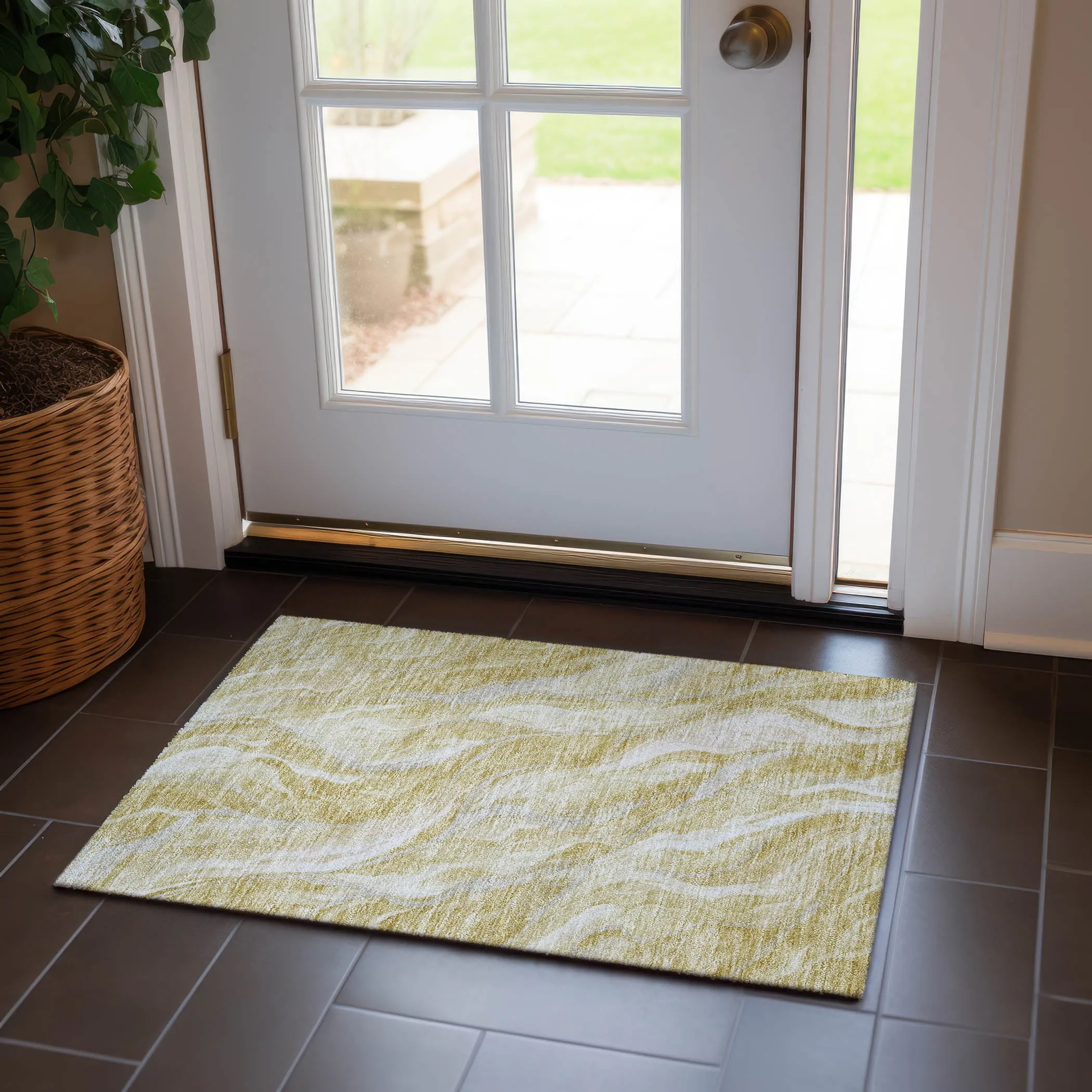 Machine Washable Indoor/ Outdoor Chantille Moden Waves Rug