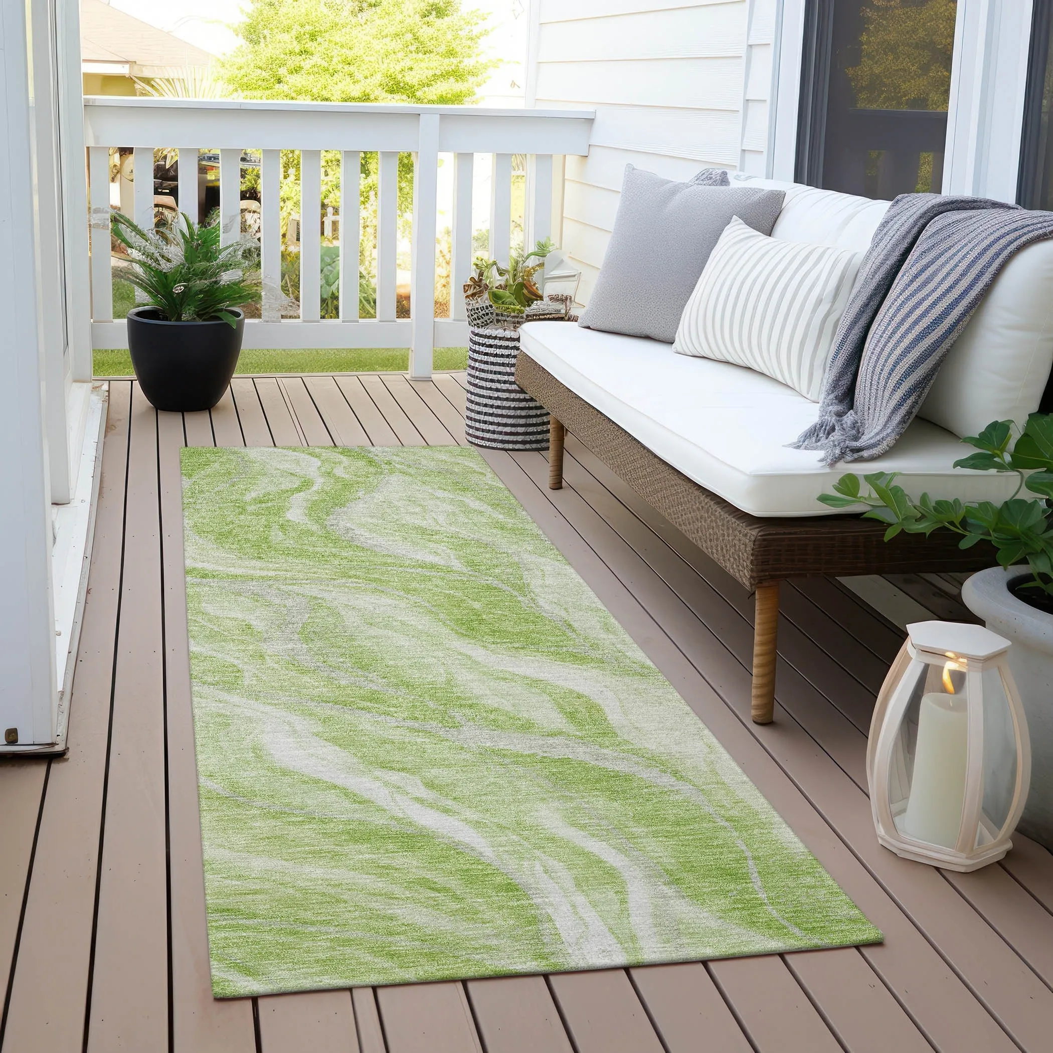 Machine Washable Indoor/ Outdoor Chantille Moden Waves Rug