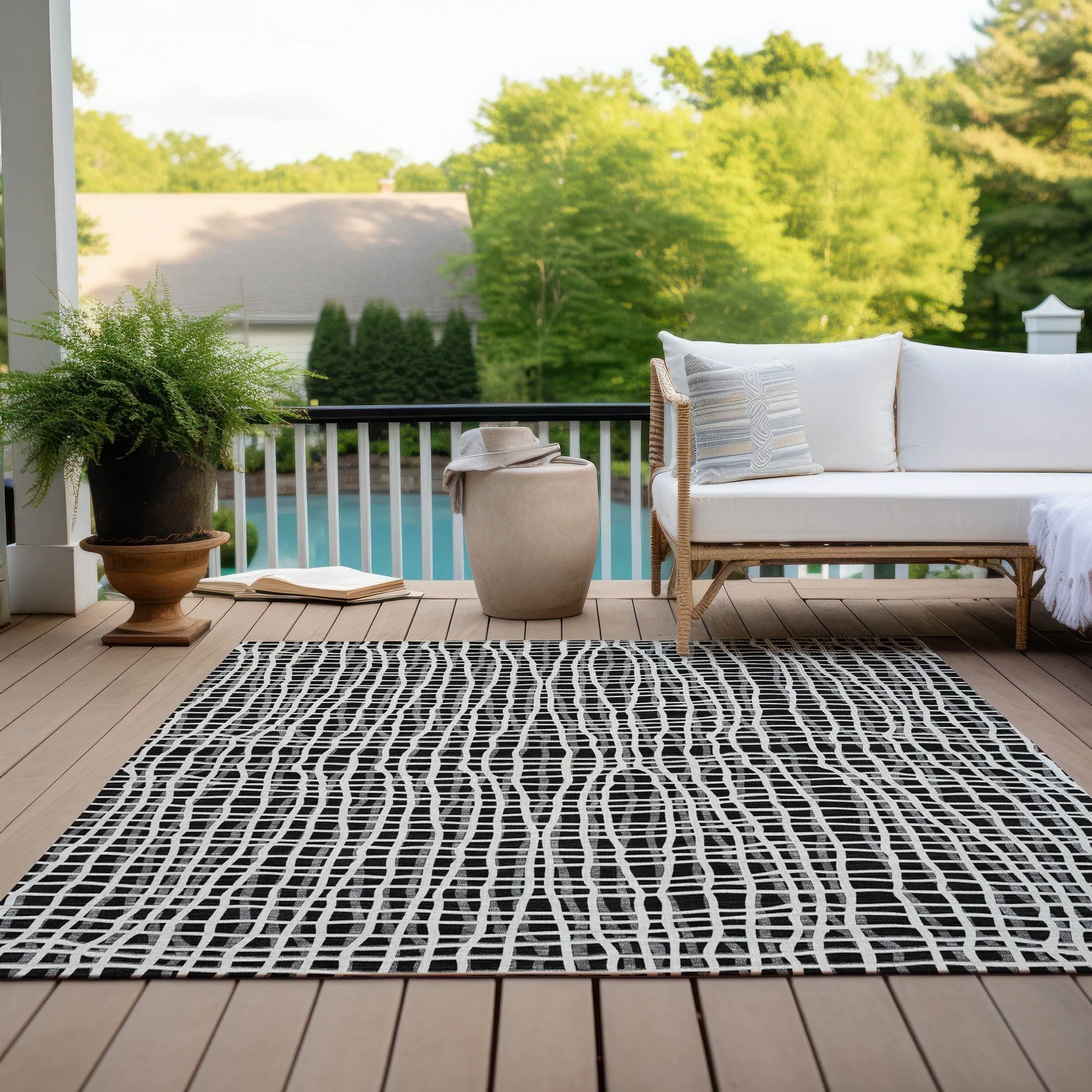 Machine Washable Indoor/ Outdoor Chantille Modern Abstract Rug