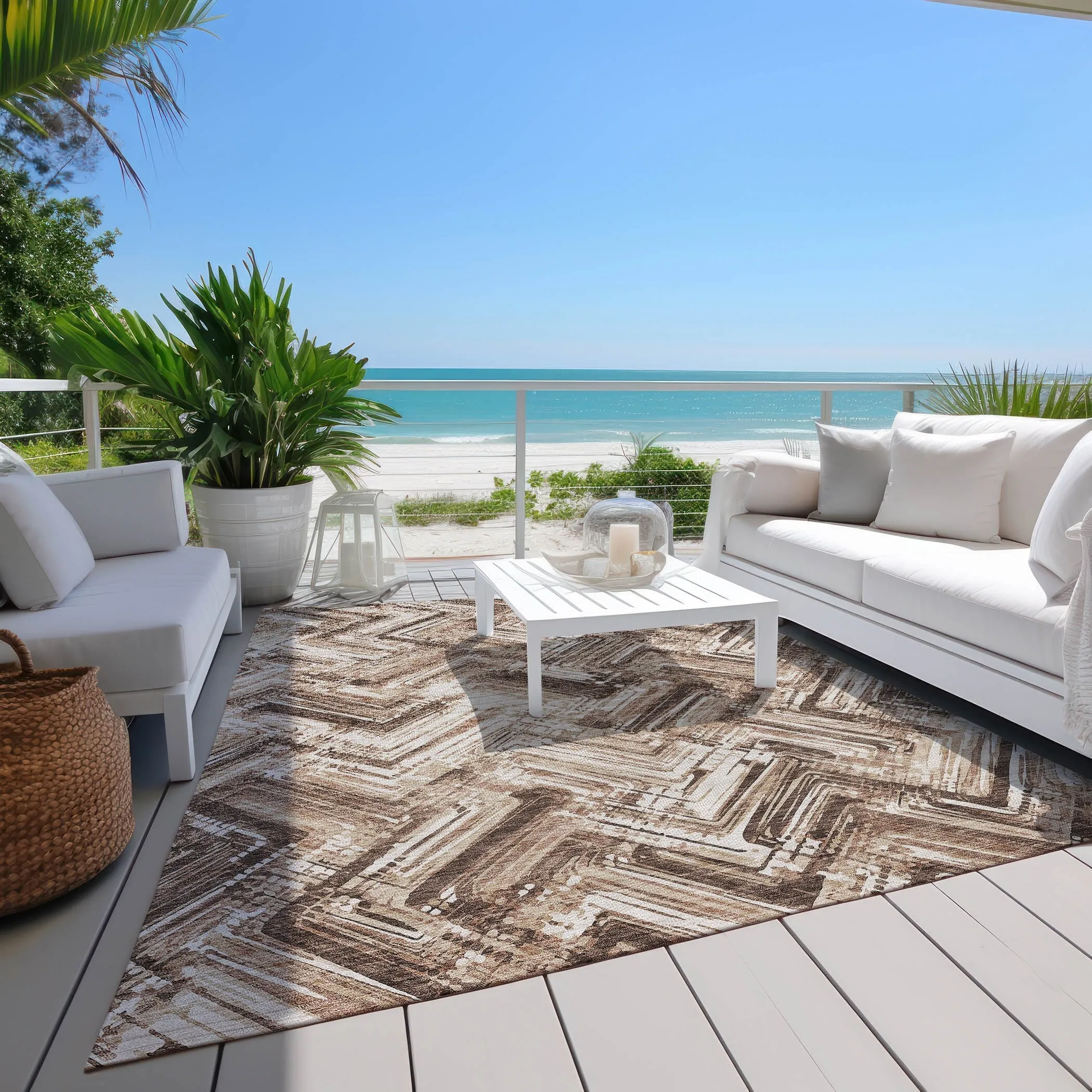 Machine Washable Indoor/ Outdoor Chantille Modern Chevron Rug