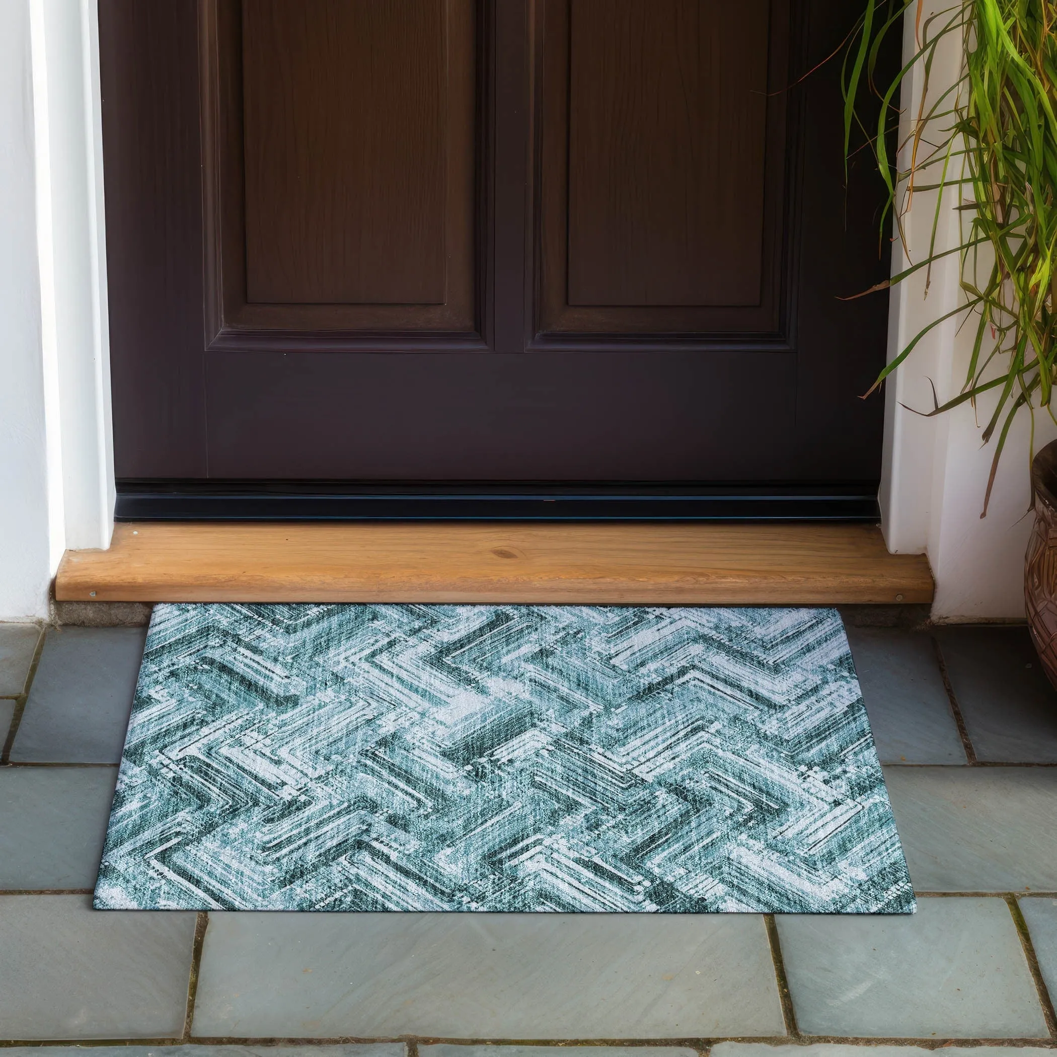 Machine Washable Indoor/ Outdoor Chantille Modern Chevron Rug