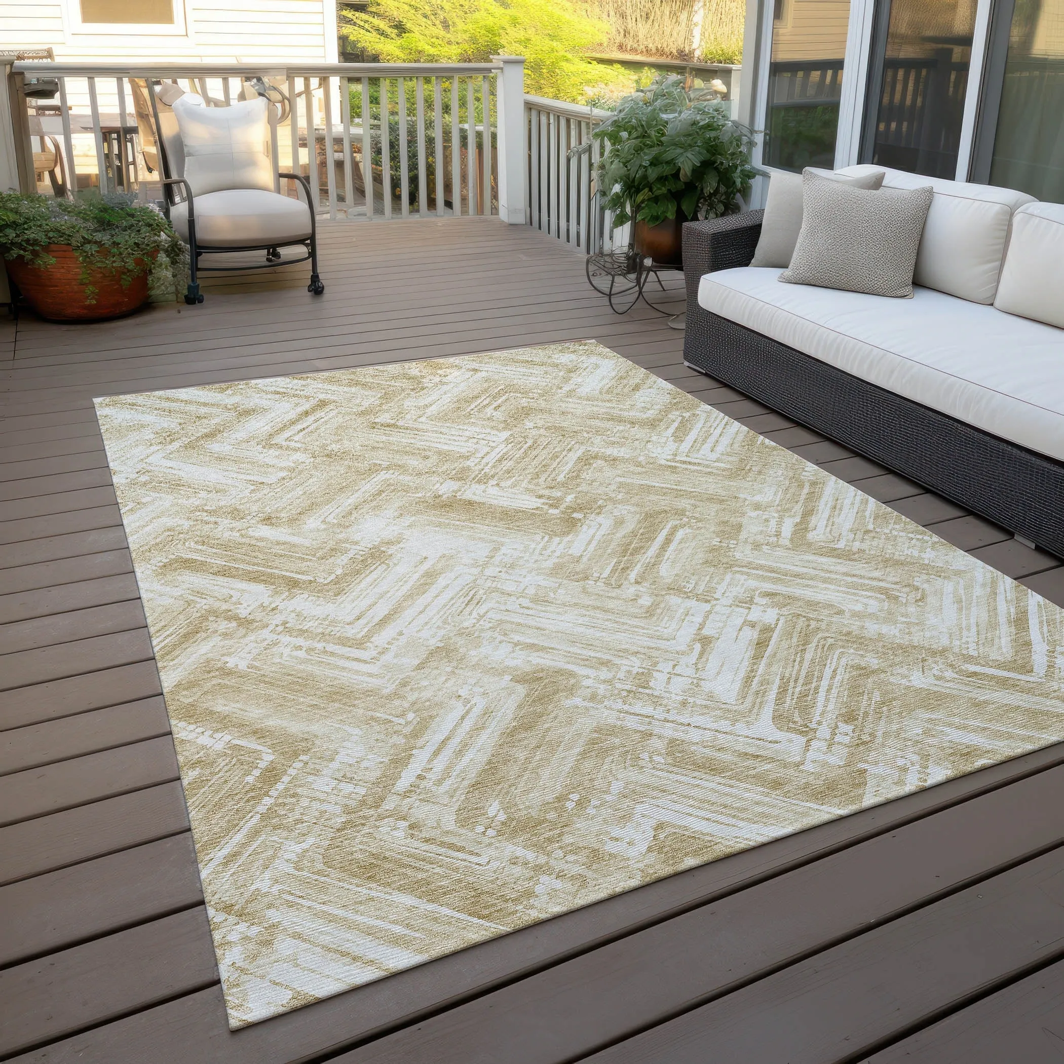 Machine Washable Indoor/ Outdoor Chantille Modern Chevron Rug