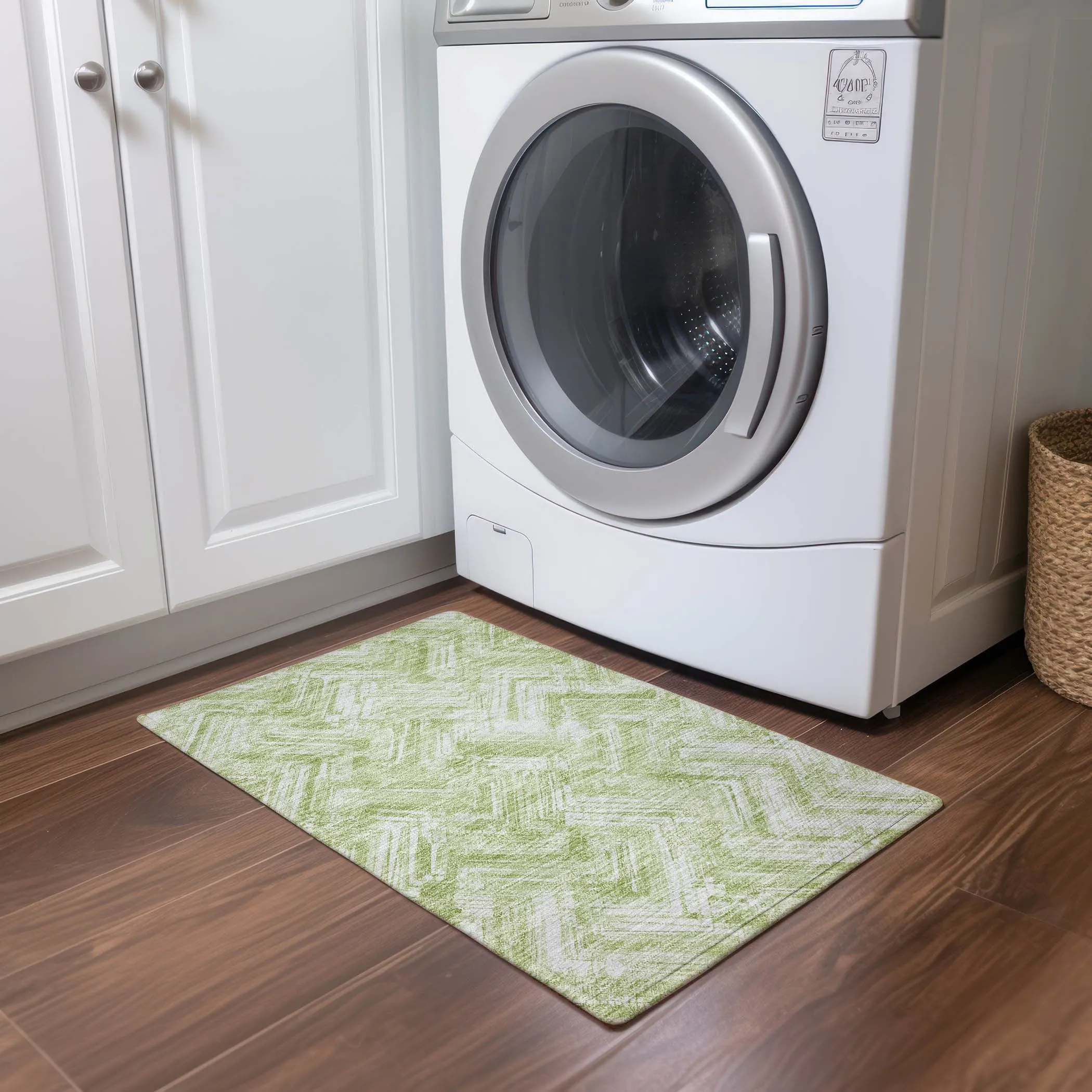 Machine Washable Indoor/ Outdoor Chantille Modern Chevron Rug