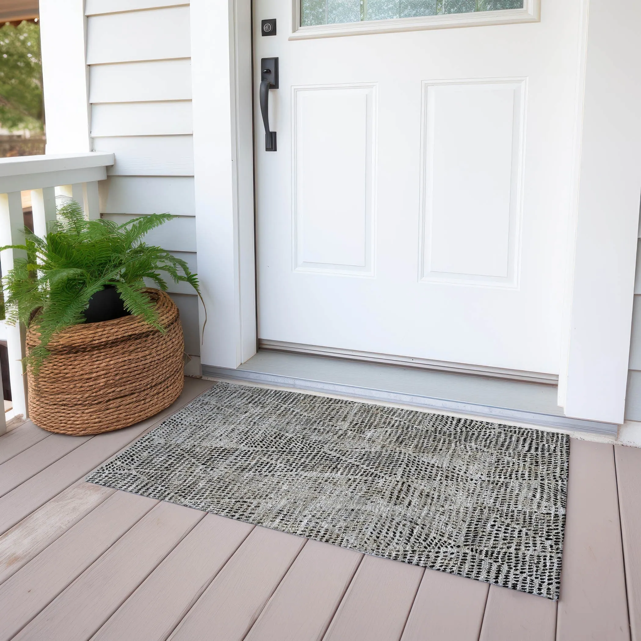 Machine Washable Indoor/ Outdoor Chantille Modern Diamonds Rug