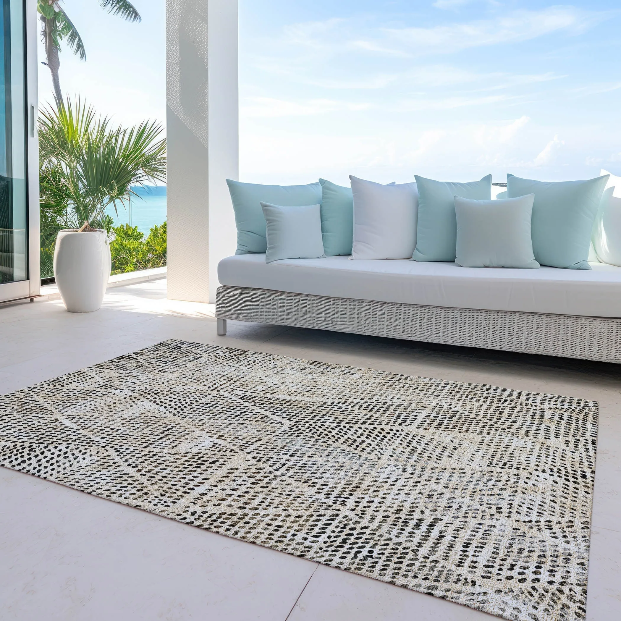 Machine Washable Indoor/ Outdoor Chantille Modern Diamonds Rug