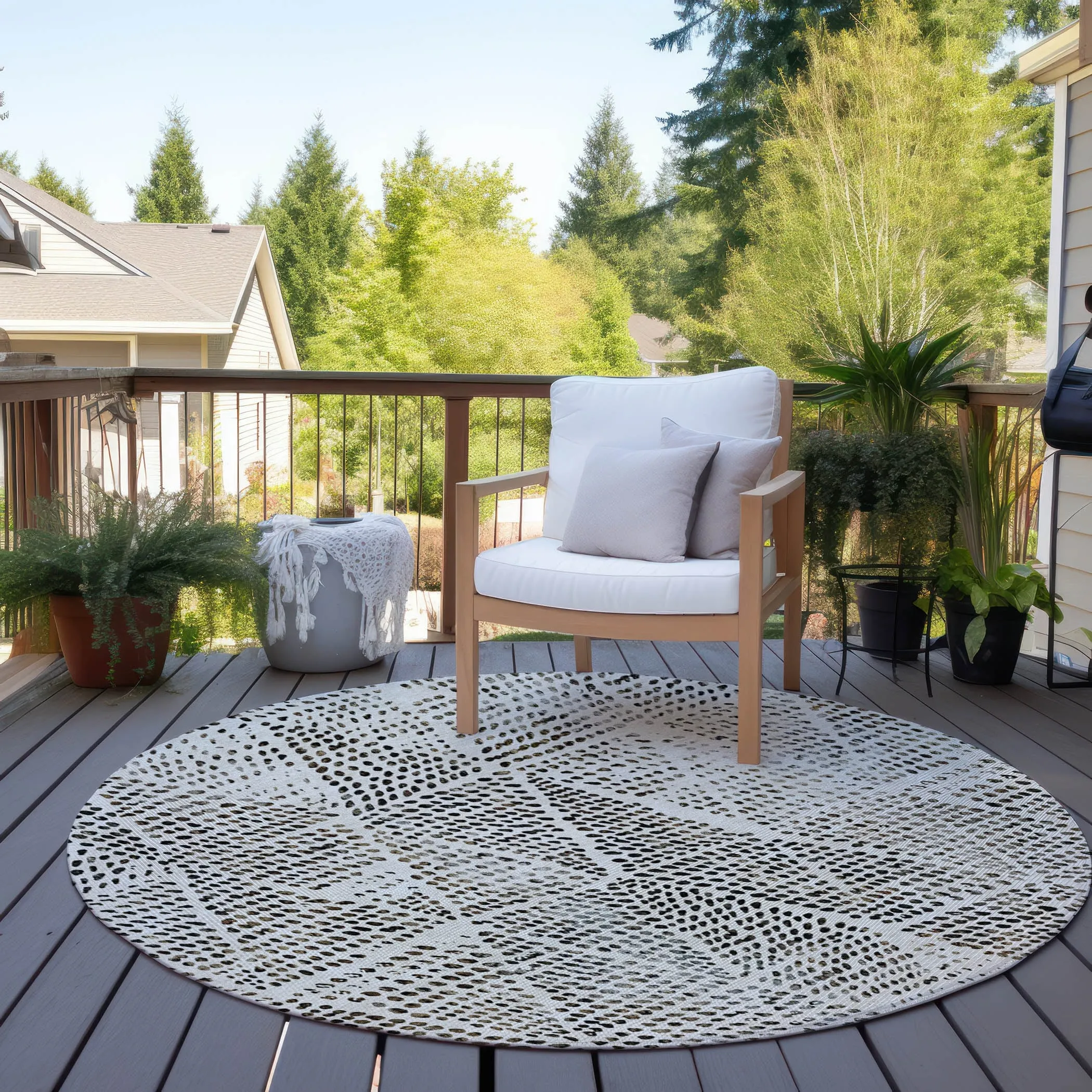 Machine Washable Indoor/ Outdoor Chantille Modern Diamonds Rug