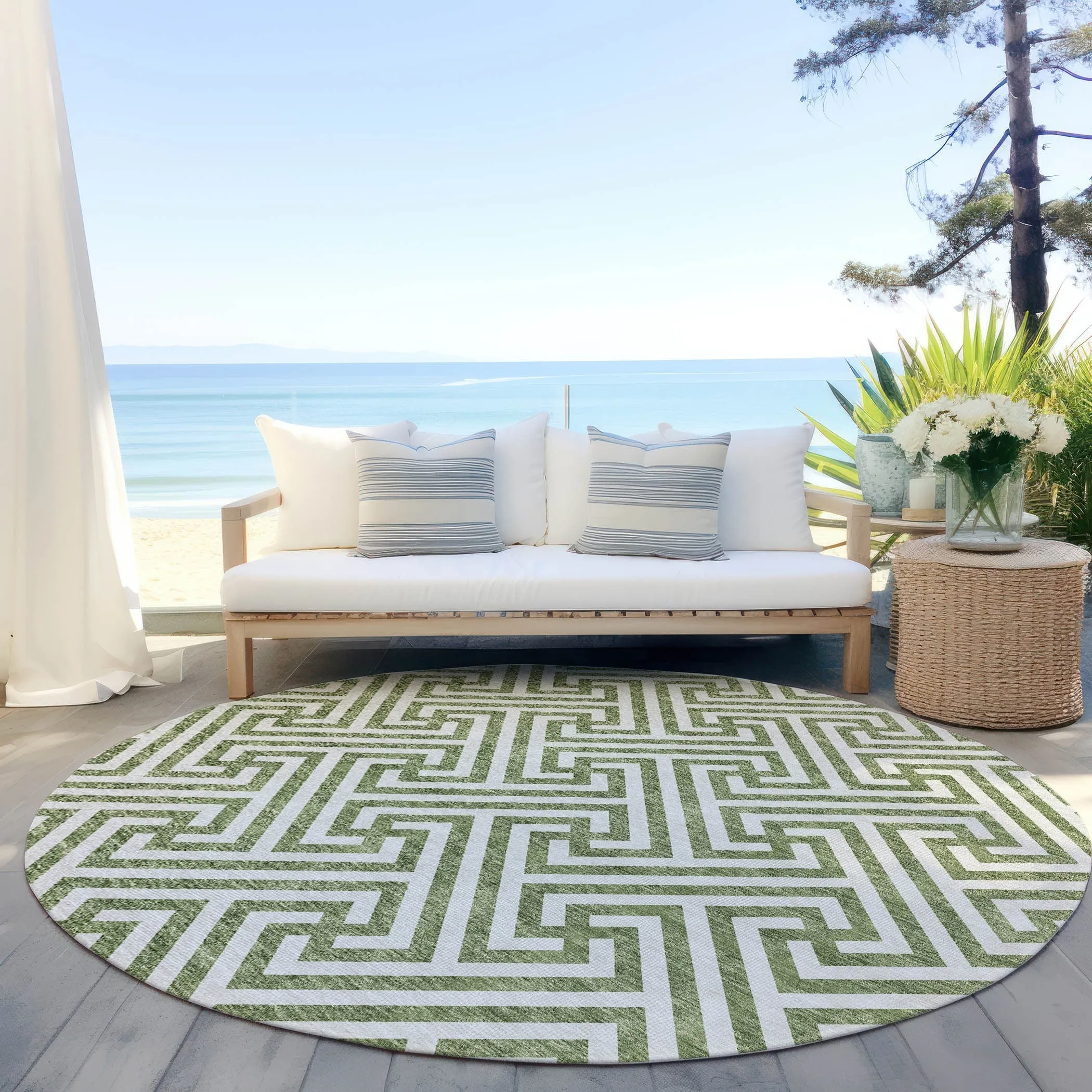 Machine Washable Indoor/ Outdoor Chantille Modern Geo Rug