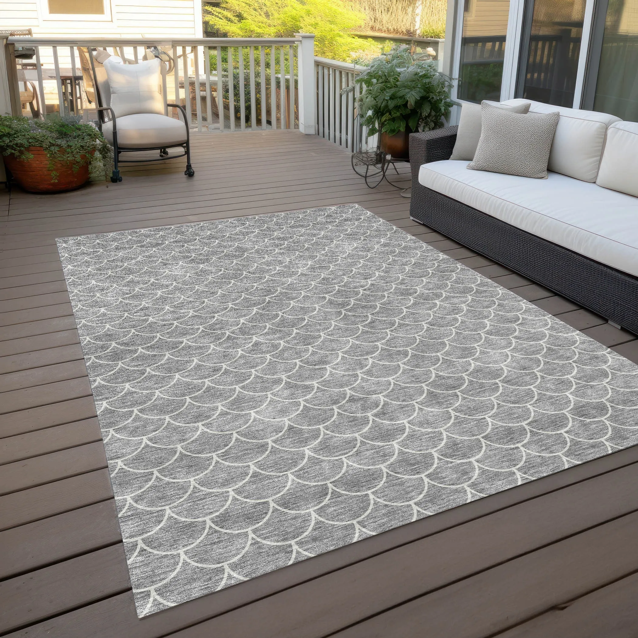 Machine Washable Indoor/ Outdoor Chantille Modern Geo Rug