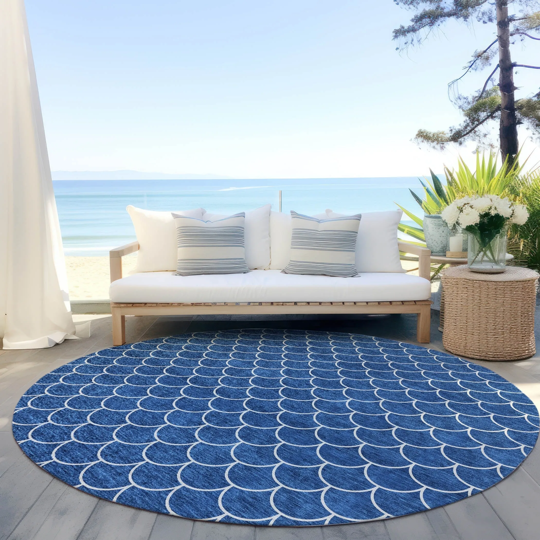 Machine Washable Indoor/ Outdoor Chantille Modern Geo Rug
