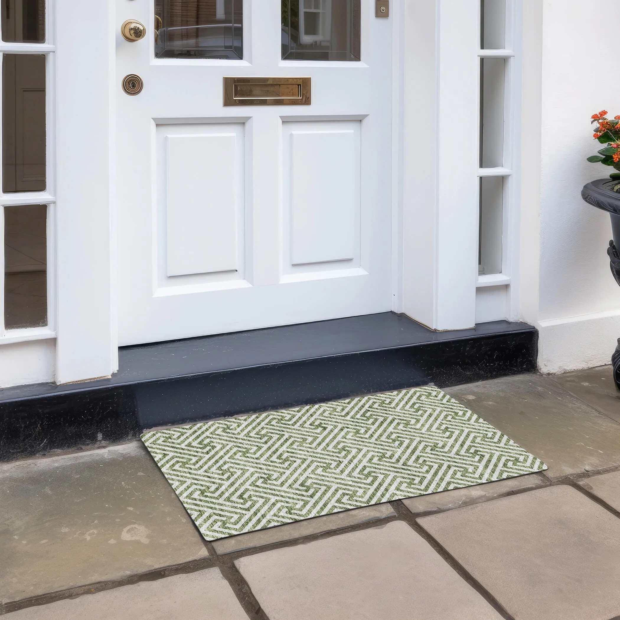 Machine Washable Indoor/ Outdoor Chantille Modern Geo Rug