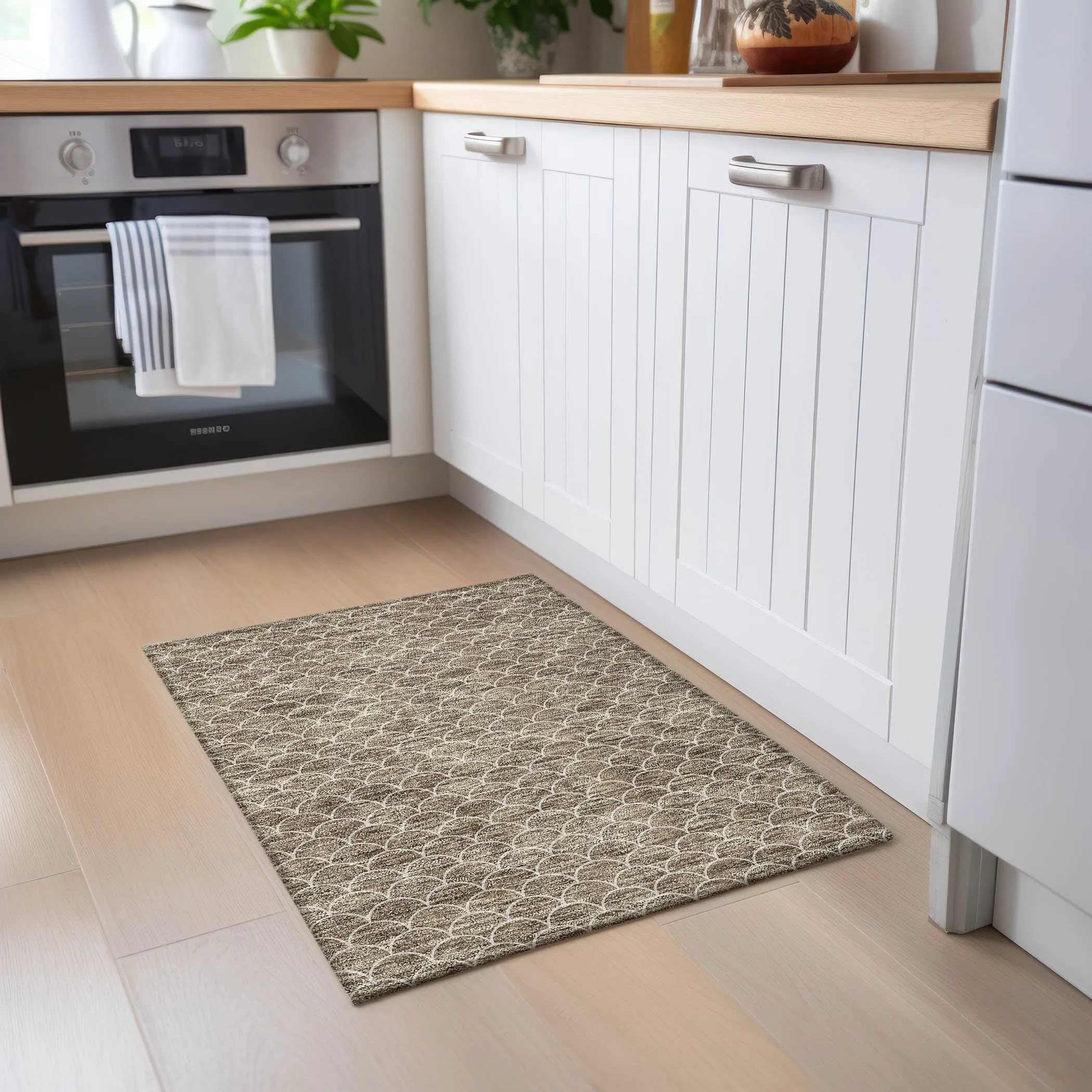 Machine Washable Indoor/ Outdoor Chantille Modern Geo Rug