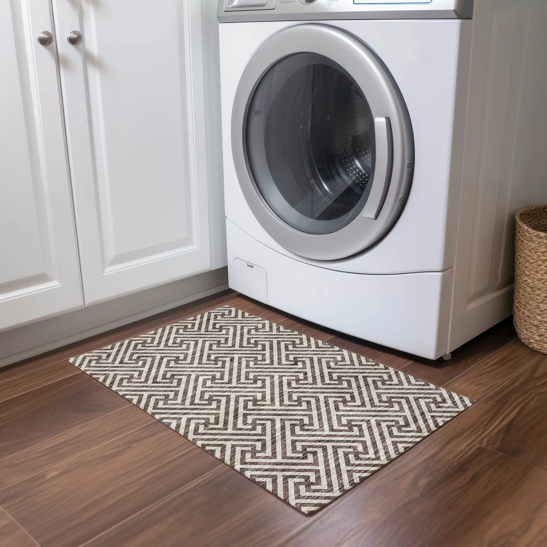 Machine Washable Indoor/ Outdoor Chantille Modern Geo Rug