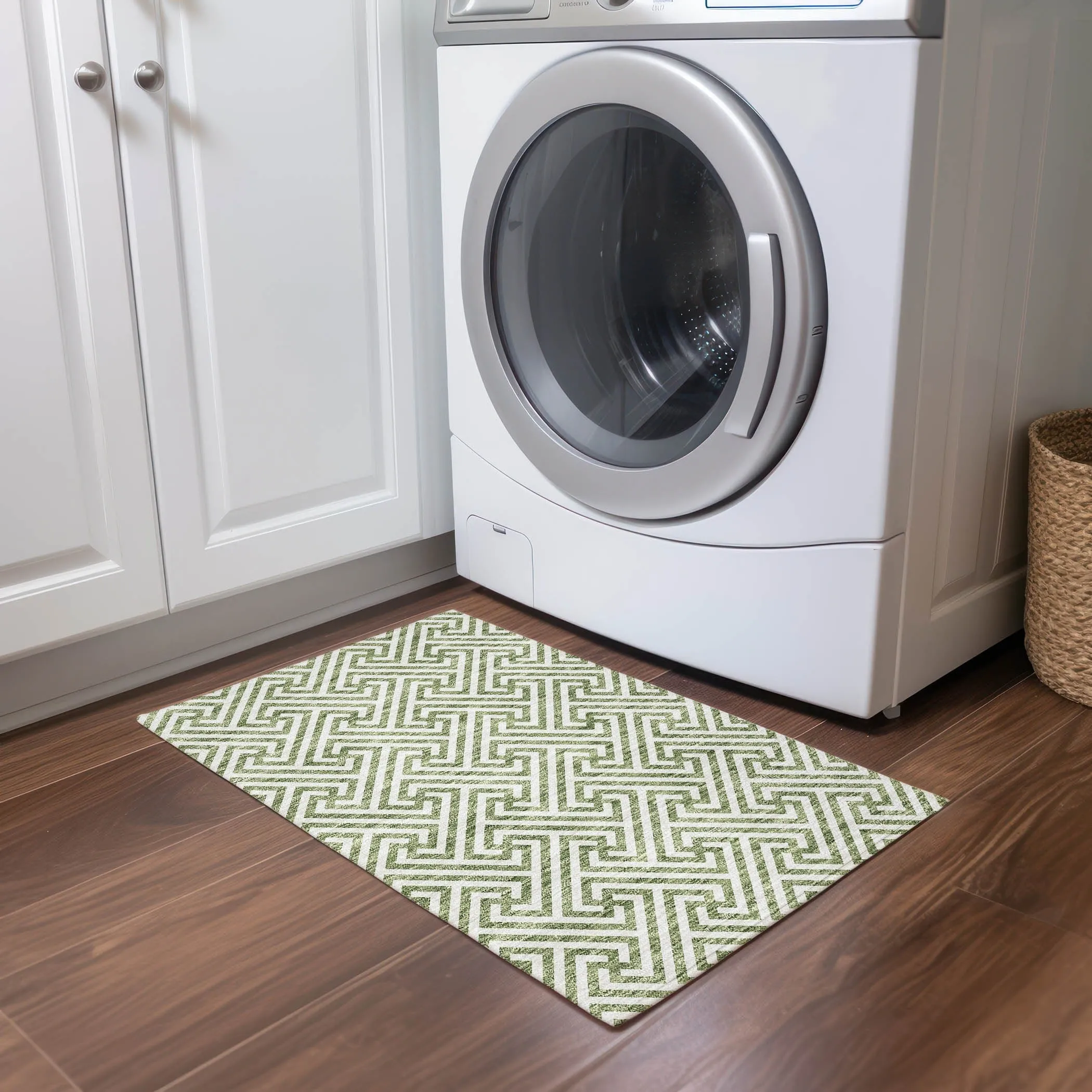Machine Washable Indoor/ Outdoor Chantille Modern Geo Rug
