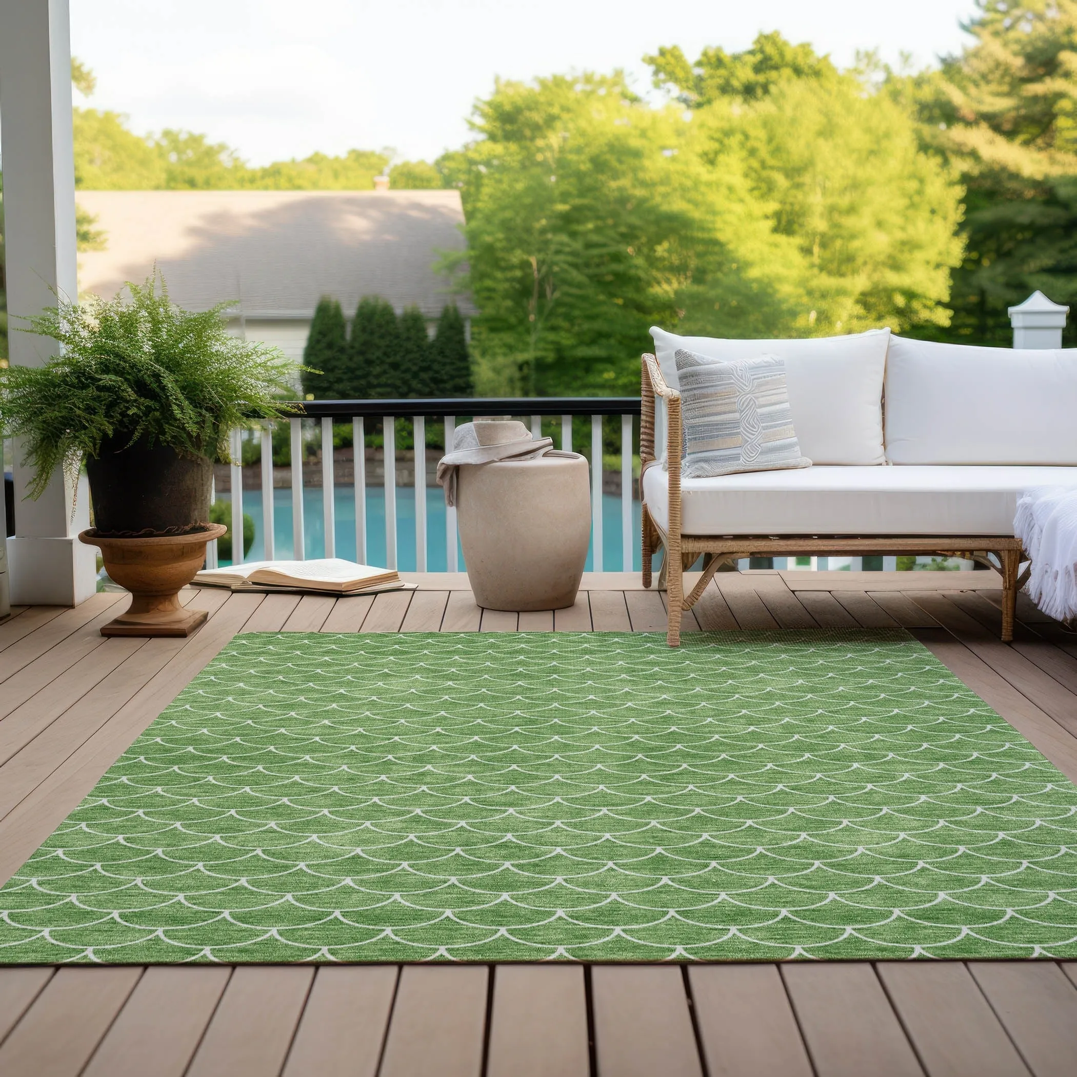 Machine Washable Indoor/ Outdoor Chantille Modern Geo Rug
