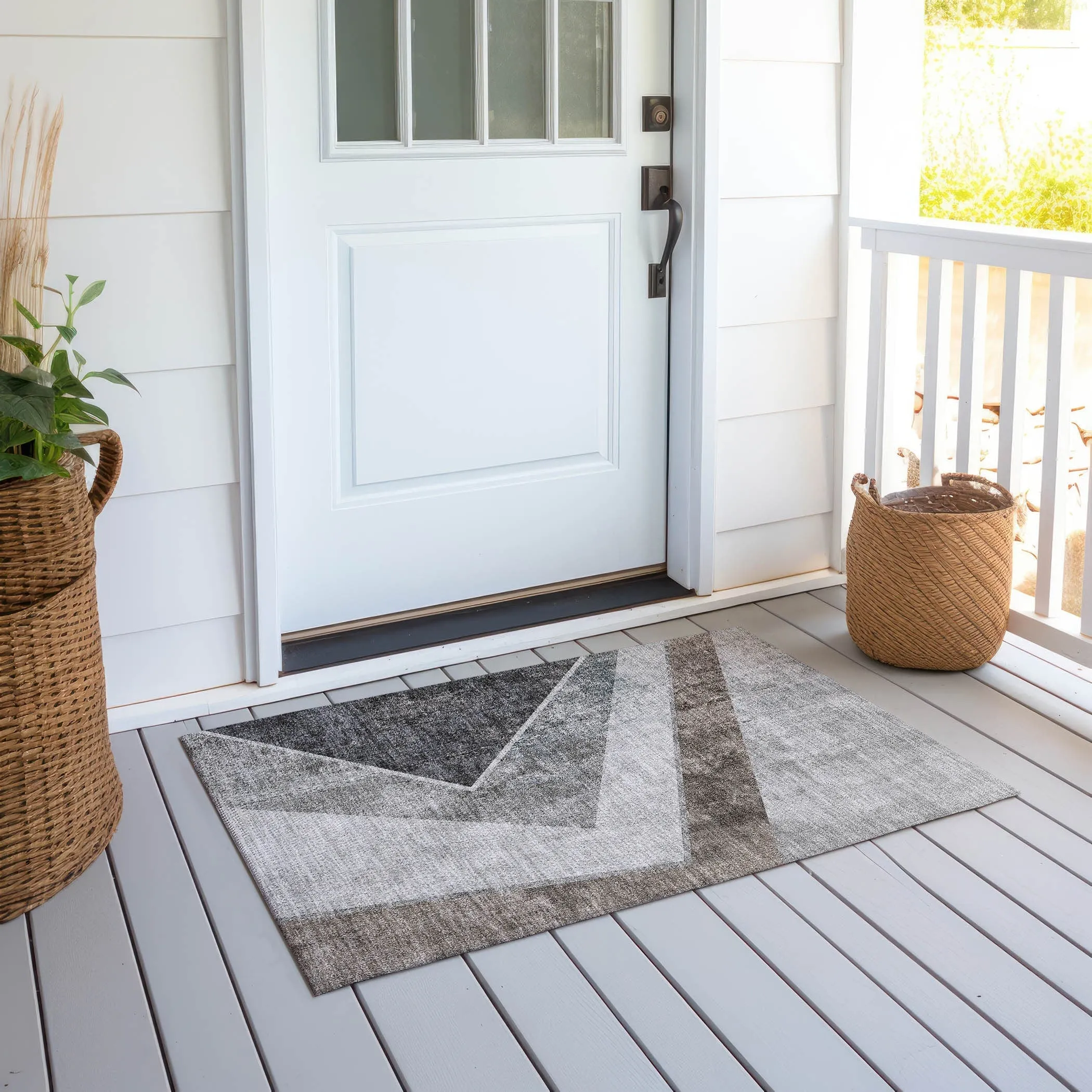 Machine Washable Indoor/ Outdoor Chantille Modern Geometric Rug