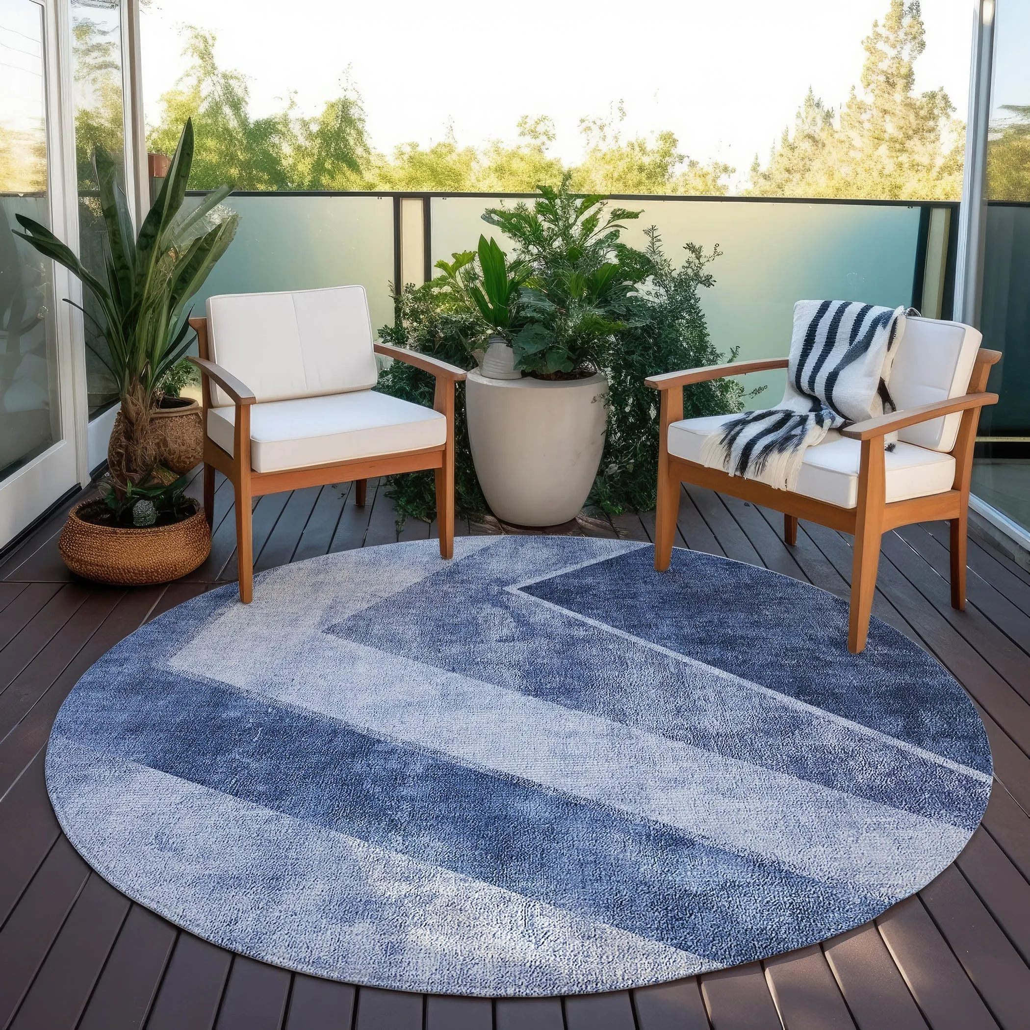 Machine Washable Indoor/ Outdoor Chantille Modern Geometric Rug