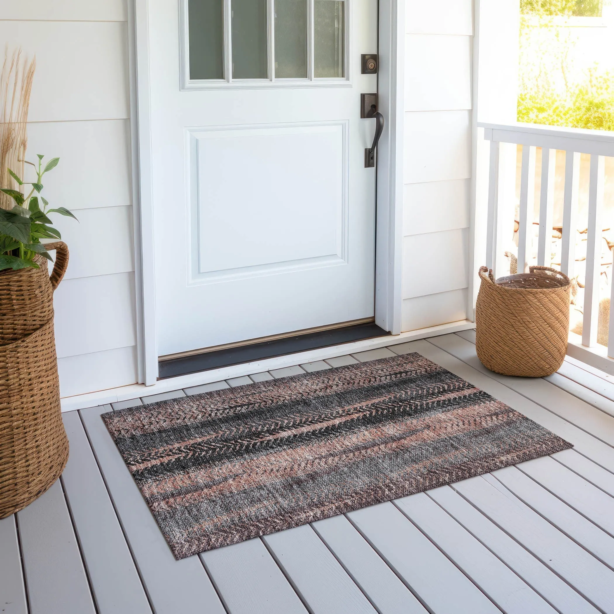 Machine Washable Indoor/ Outdoor Chantille Modern Imprints Rug