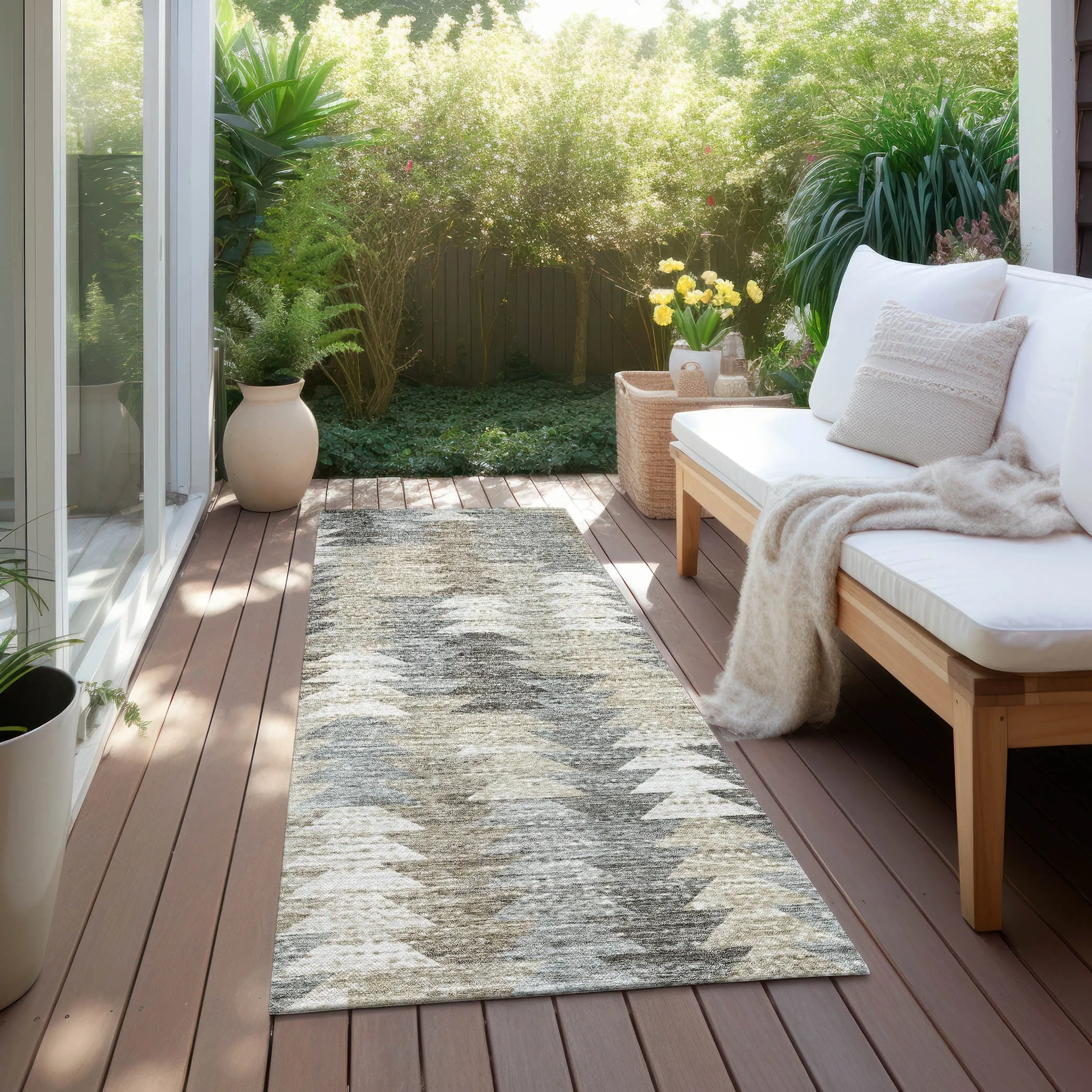 Machine Washable Indoor/ Outdoor Chantille Modern Moroccan Boho Rug