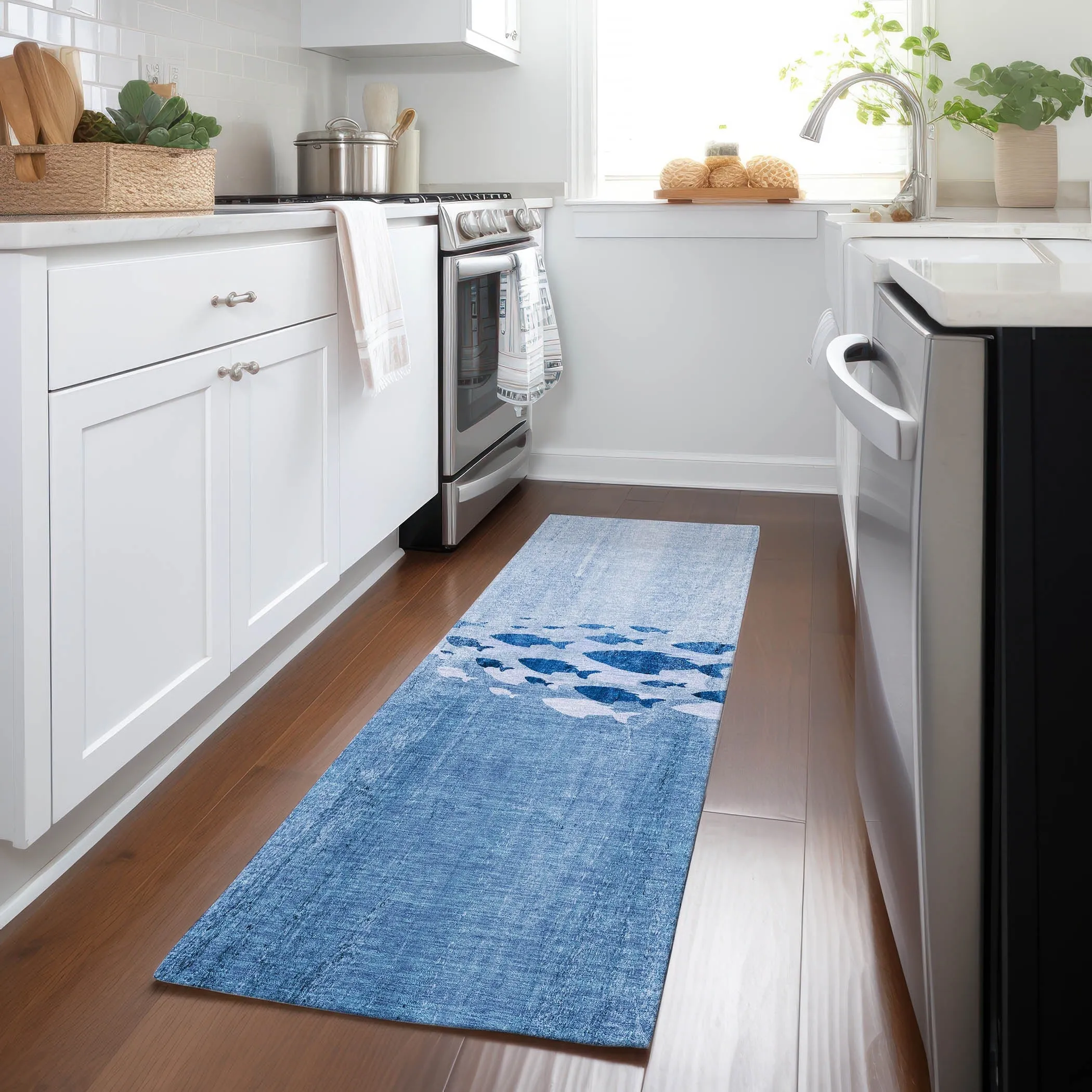Machine Washable Indoor/ Outdoor Chantille Modern Sea Life Rug