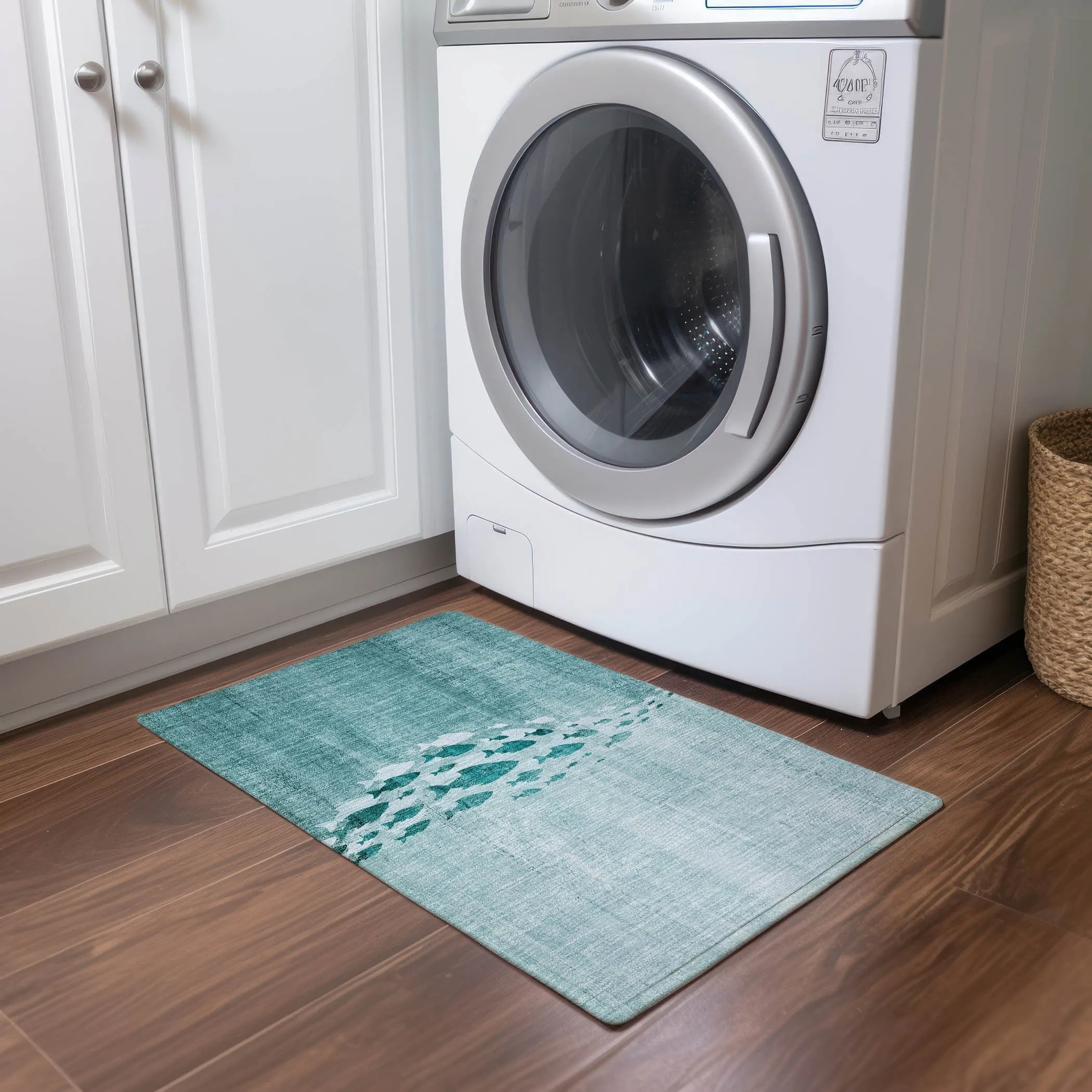 Machine Washable Indoor/ Outdoor Chantille Modern Sea Life Rug