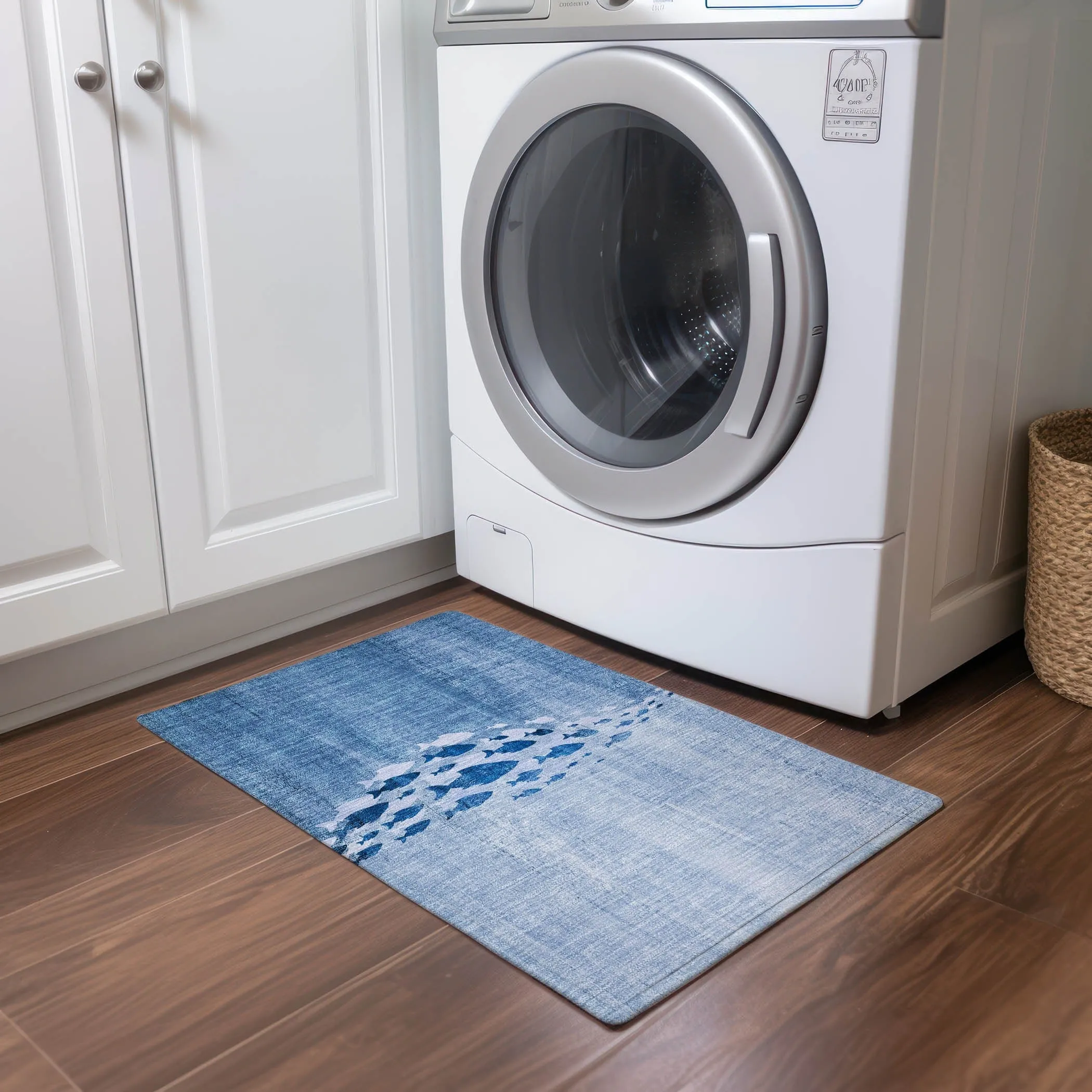 Machine Washable Indoor/ Outdoor Chantille Modern Sea Life Rug