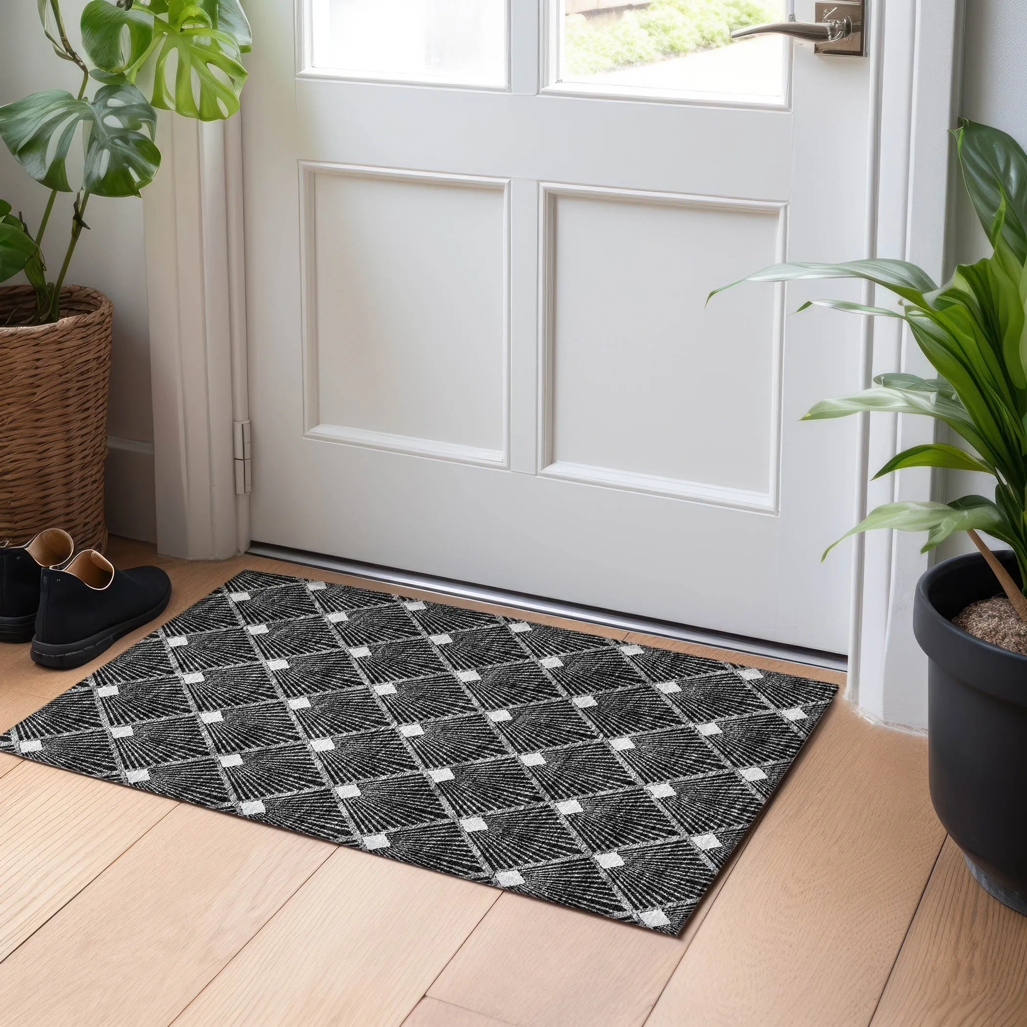 Machine Washable Indoor/ Outdoor Chantille Modern Shells Rug