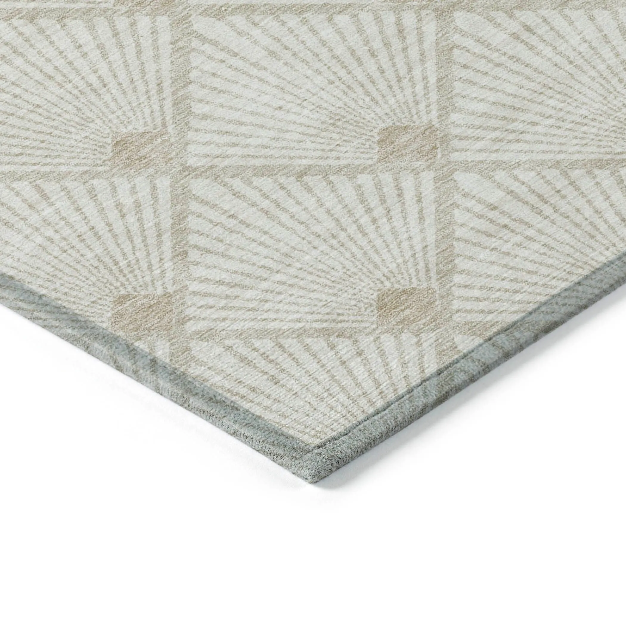 Machine Washable Indoor/ Outdoor Chantille Modern Shells Rug