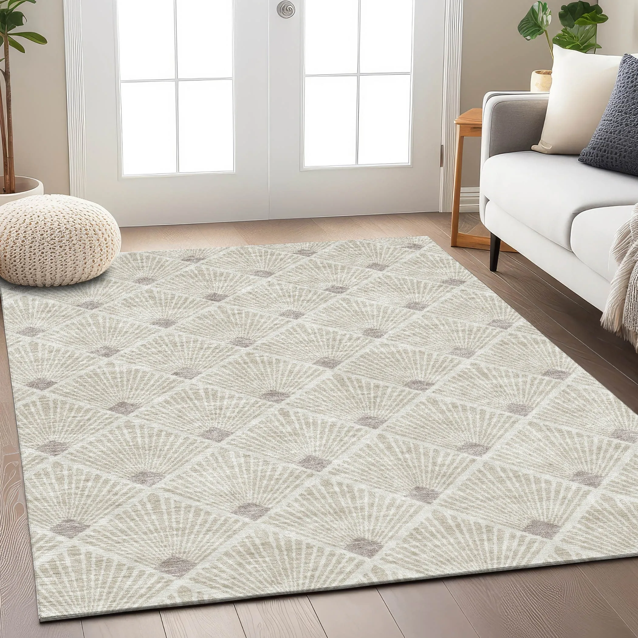 Machine Washable Indoor/ Outdoor Chantille Modern Shells Rug