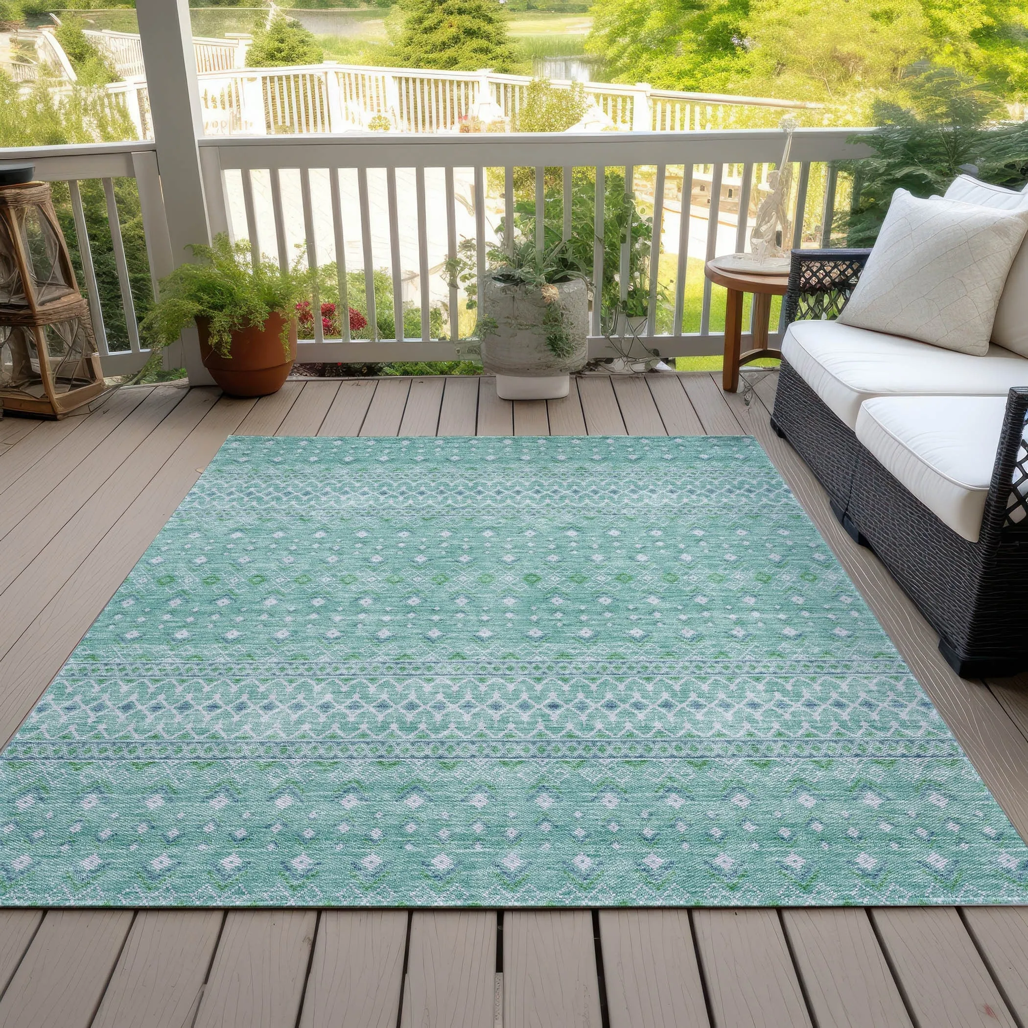 Machine Washable Indoor/ Outdoor Chantille Morrocan Boho Rug