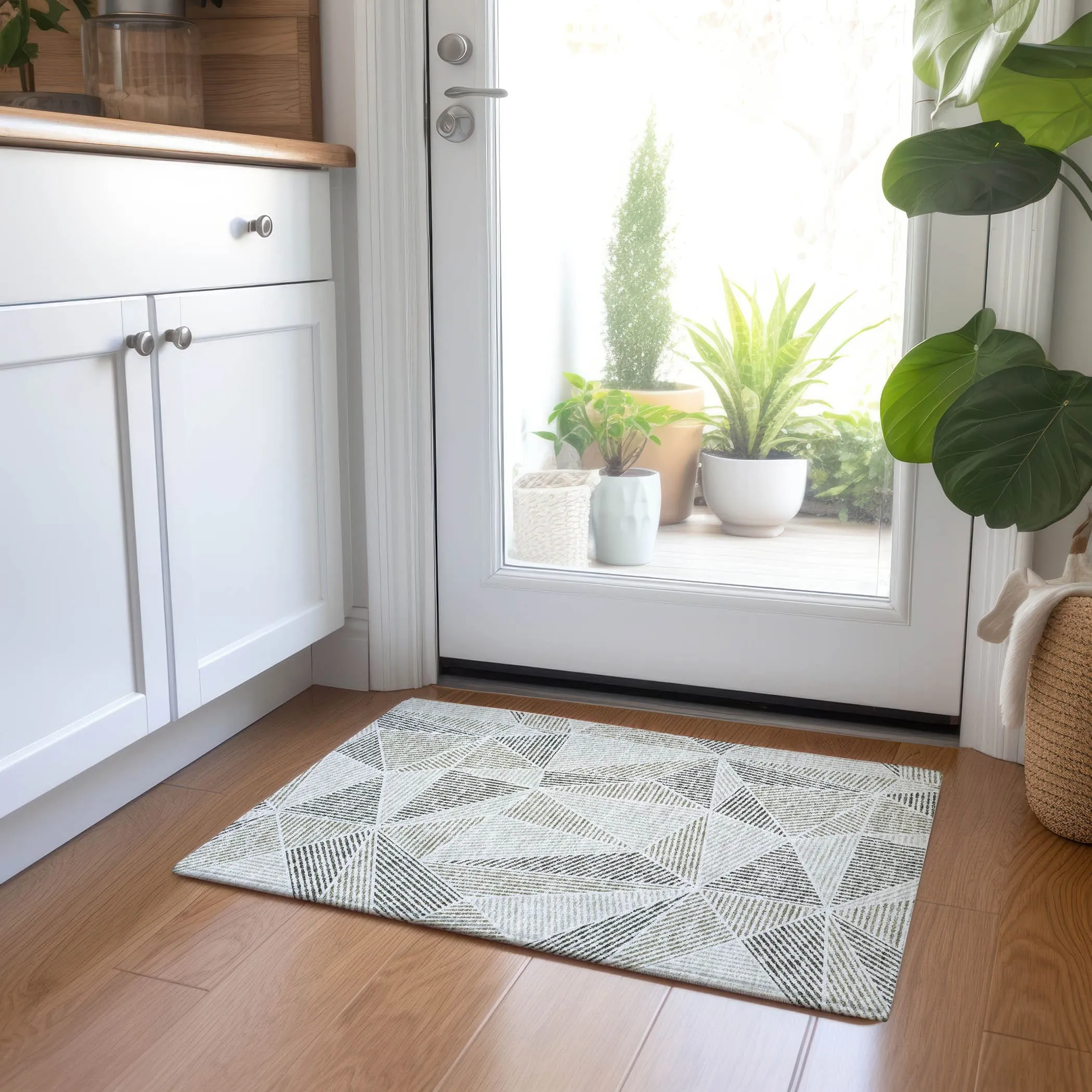 Machine Washable Indoor/ Outdoor Chantille Mosaic Geometric Rug