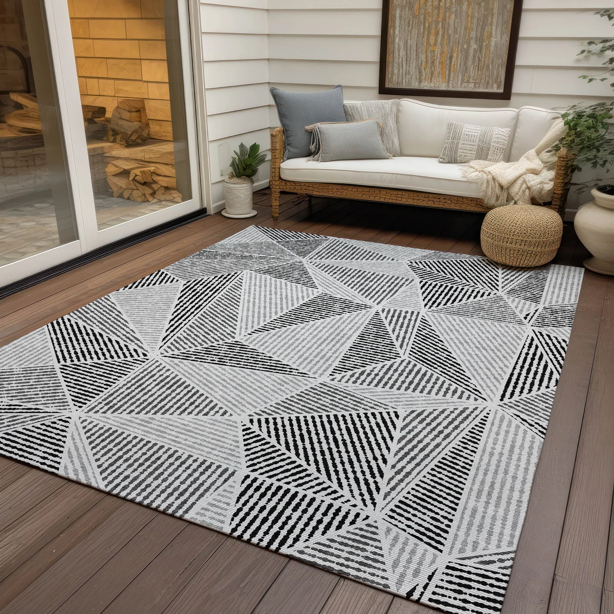 Machine Washable Indoor/ Outdoor Chantille Mosaic Geometric Rug