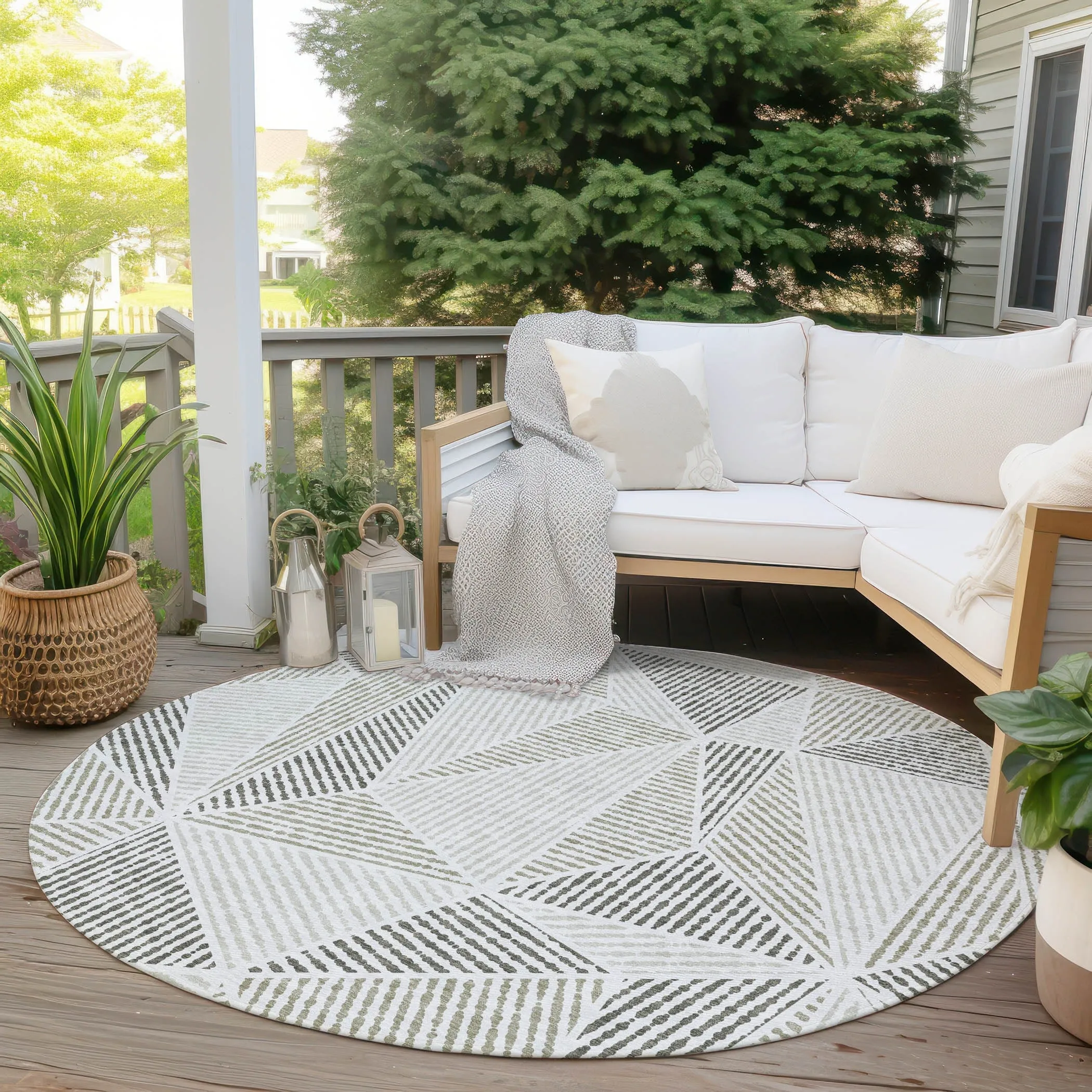 Machine Washable Indoor/ Outdoor Chantille Mosaic Geometric Rug