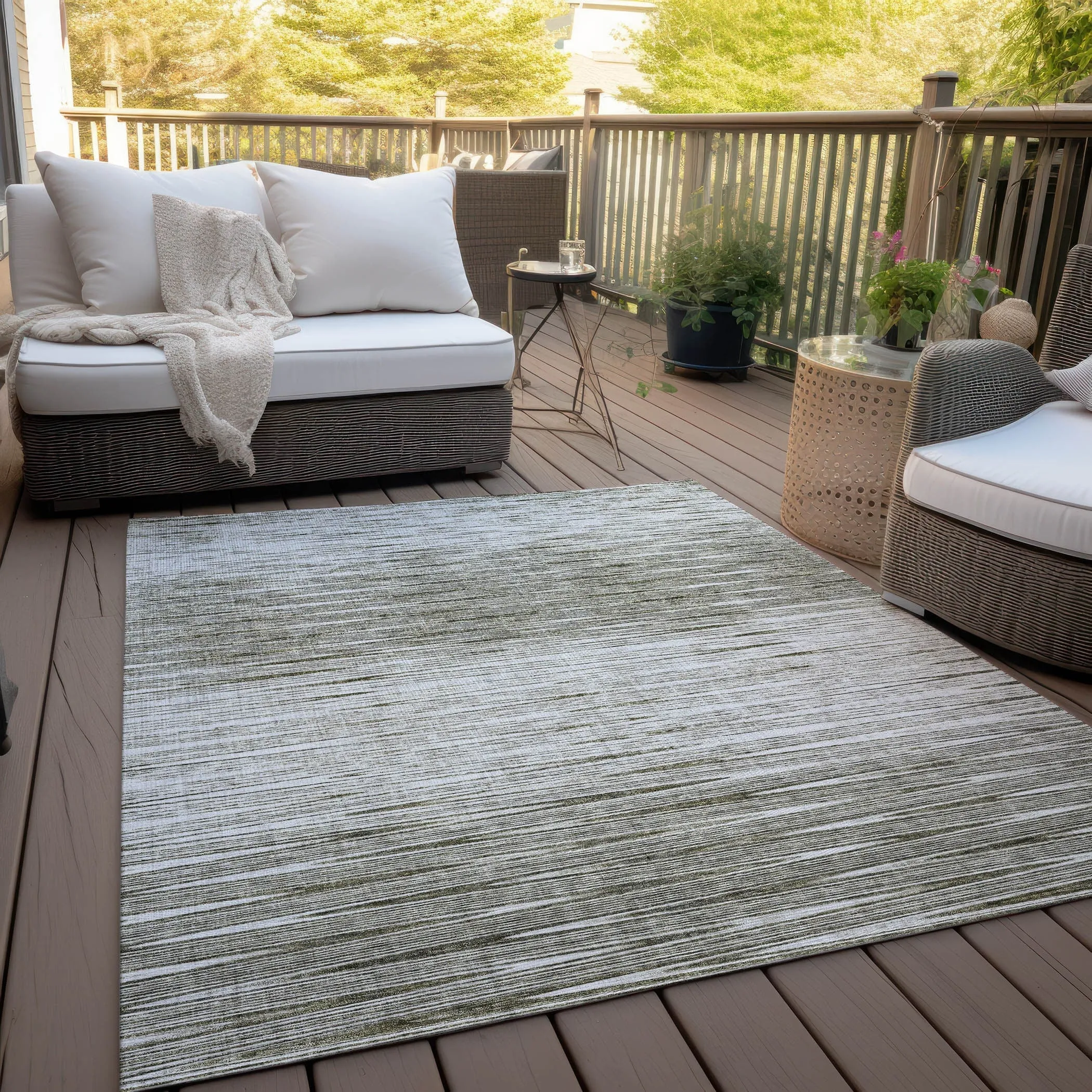 Machine Washable Indoor/ Outdoor Chantille Ombre Stripes Rug